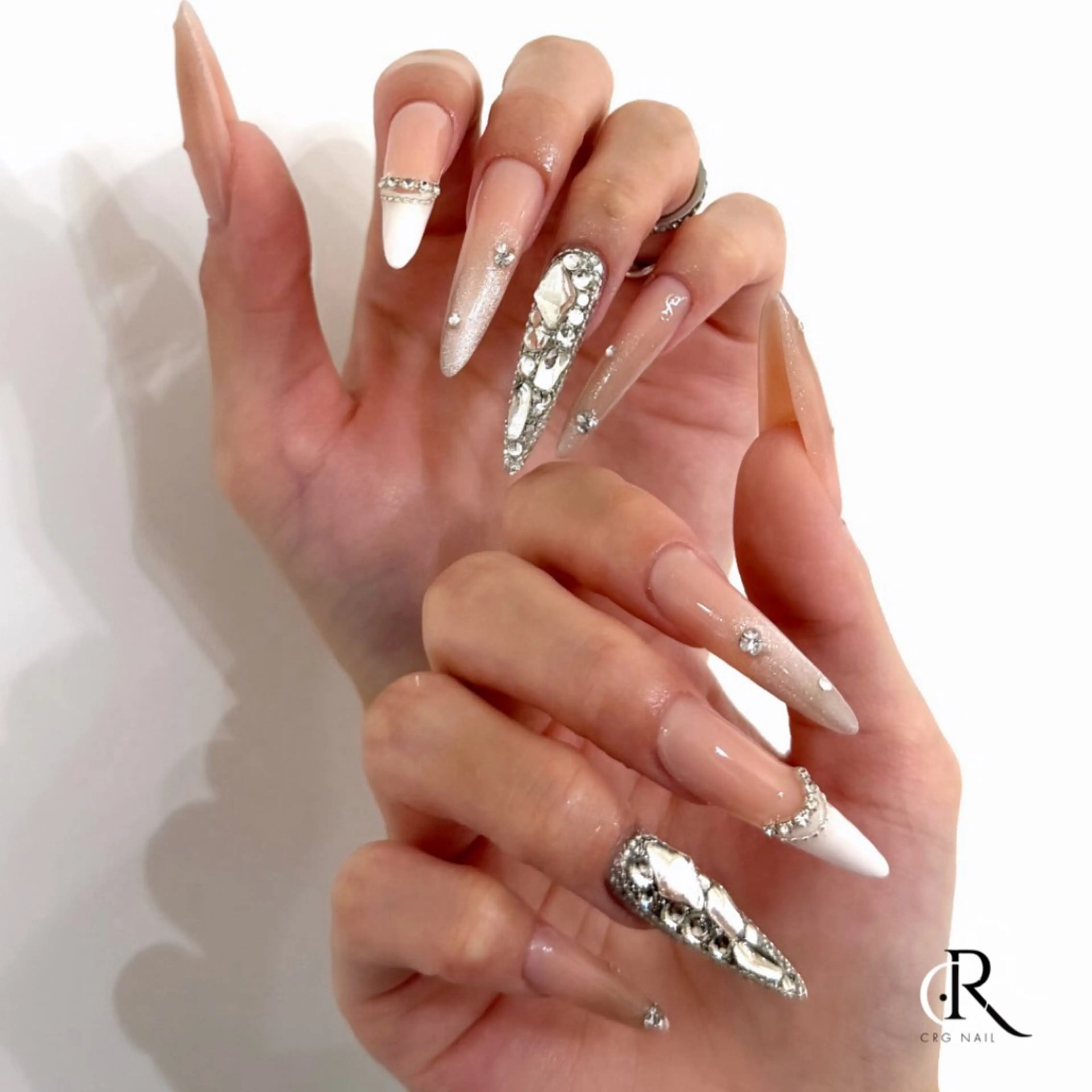 ネイル ハンドネイル 美フォルム✨ CRG　RURIのネイルデザイン