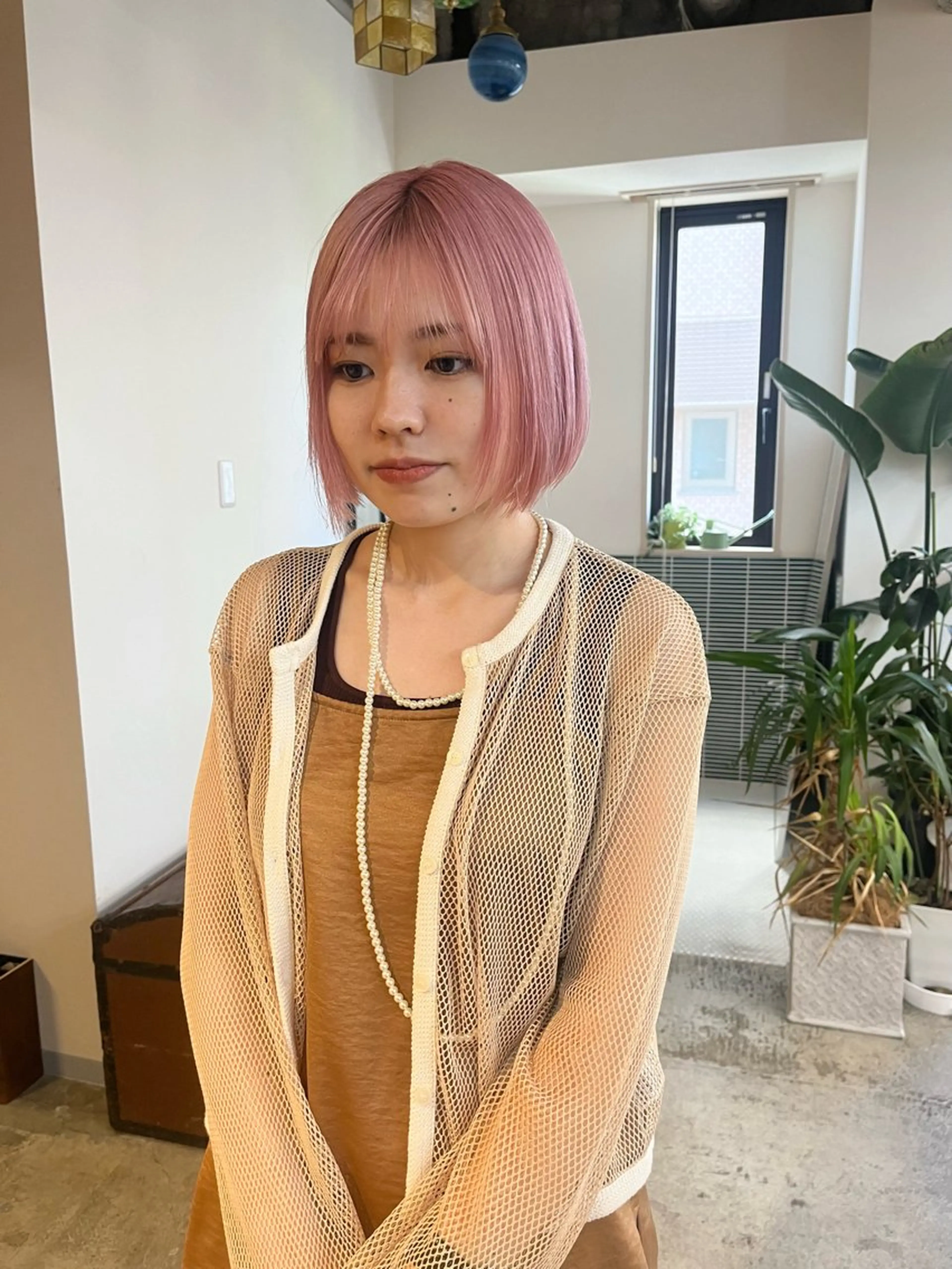 ミディアム カラー ベージュカラー ブリーチ ピンクカラー ピンクベージュ カット ヘアカラー トリートメント 🩷ハイトーン透明感 レイヤー🩷ユリカのヘアスタイル
