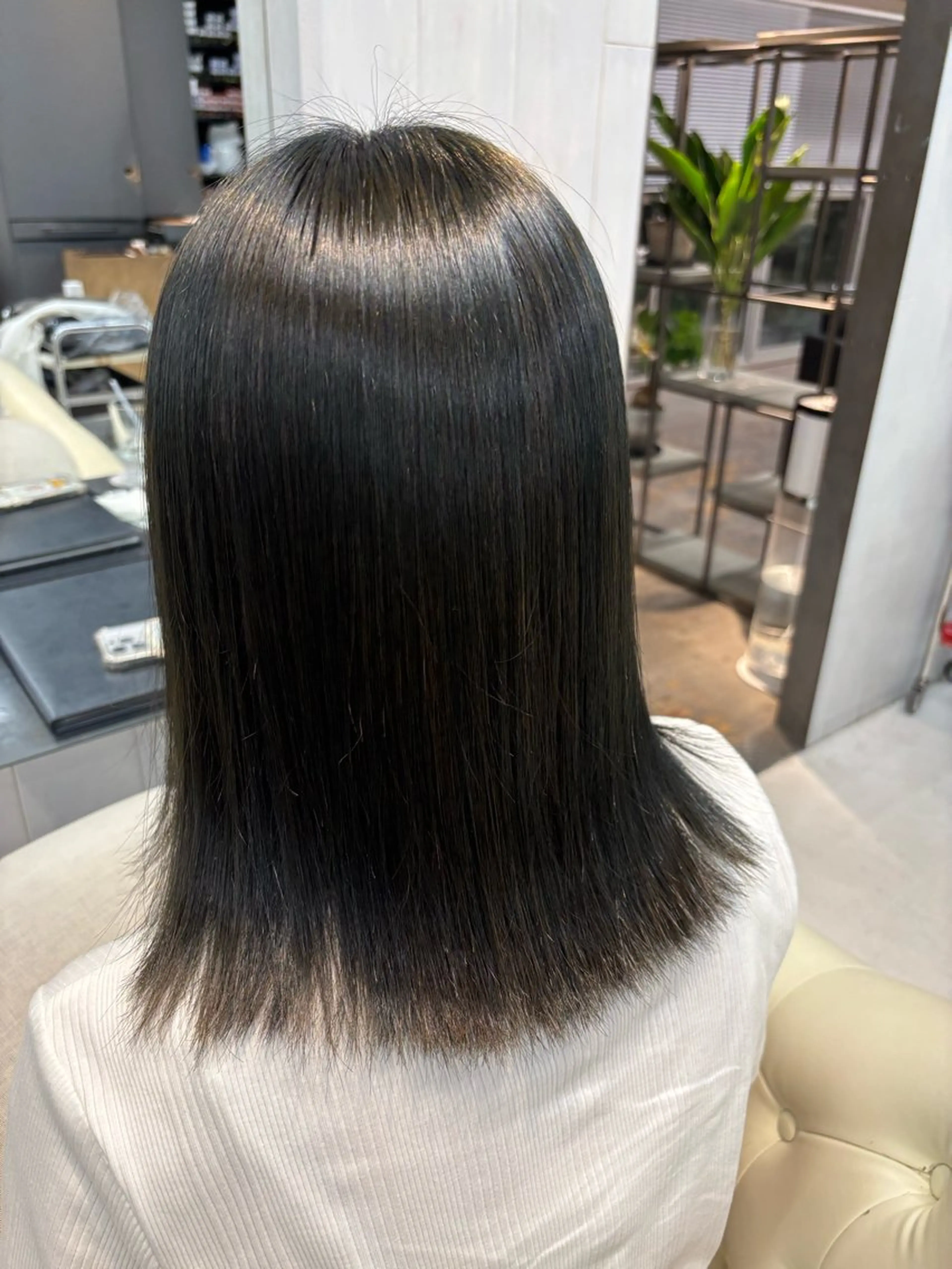 ミディアム カラー ヘアカラー 高相 乃愛のヘアスタイル