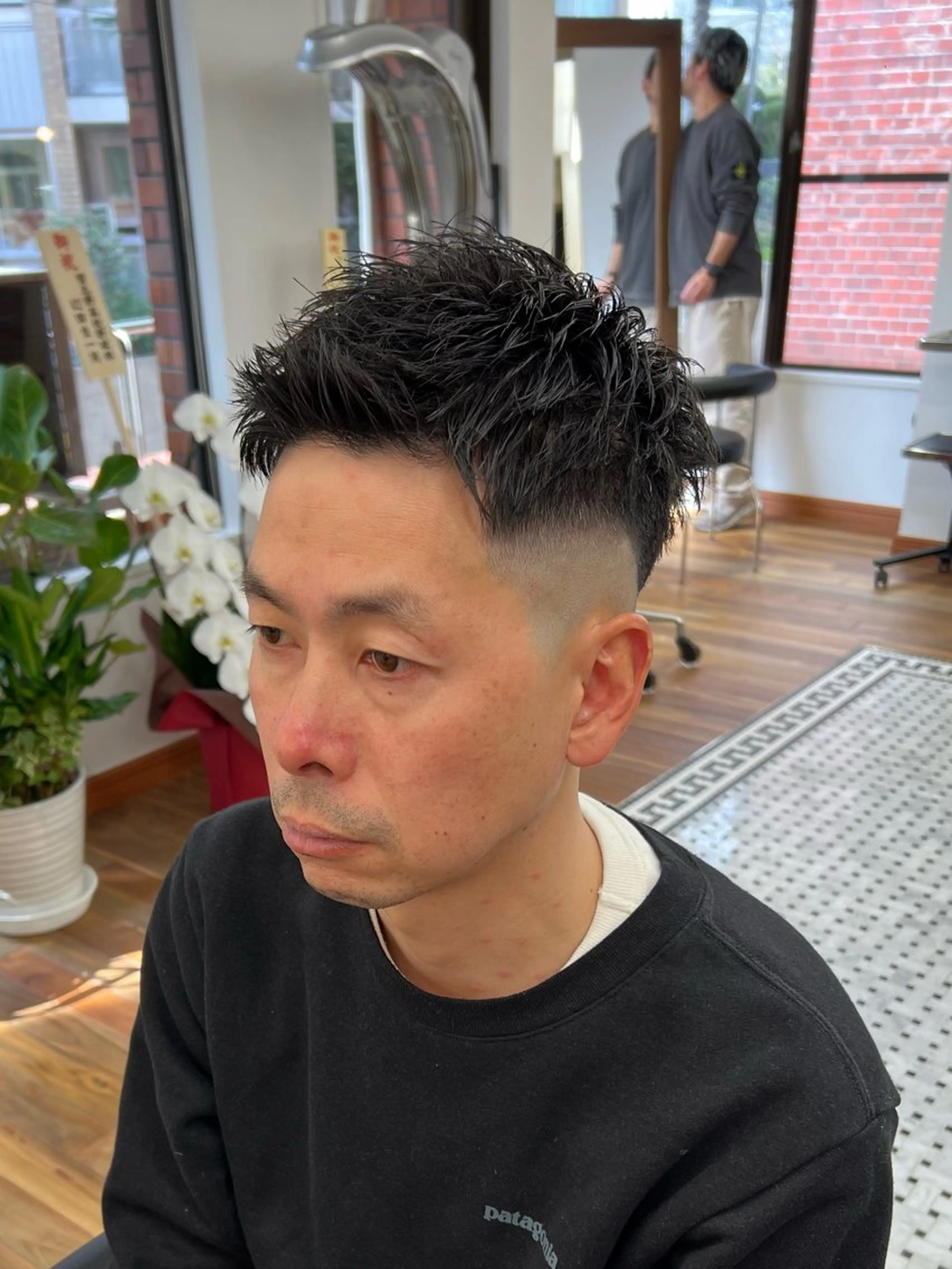 ショート メンズ フェードカット スキンフェード カット メンズサロン✂️ スキンフェード伊藤陸のヘアスタイル