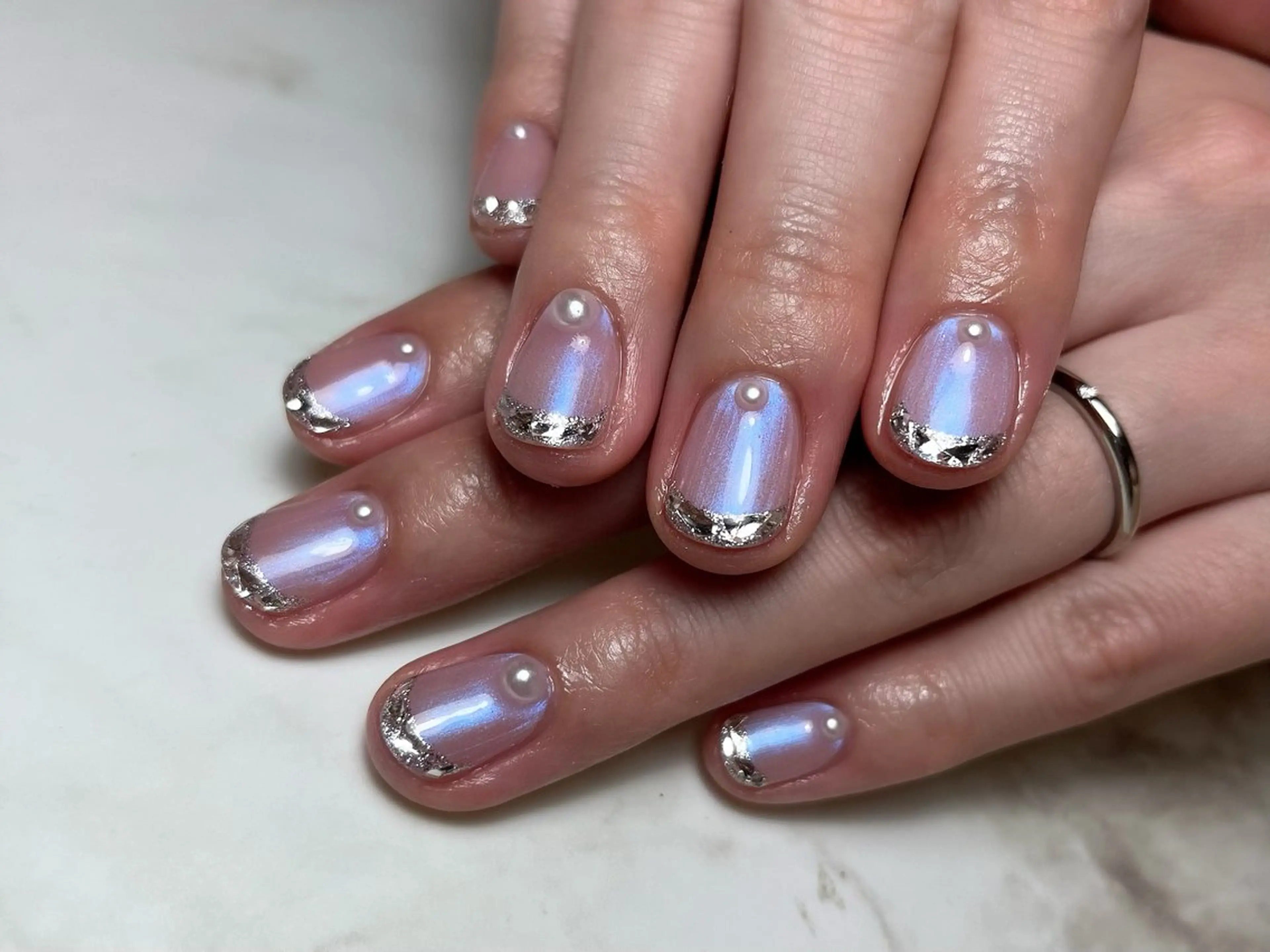 ネイル フレンチネイル ガラスフレンチ Nailist Yurinaのネイルデザイン