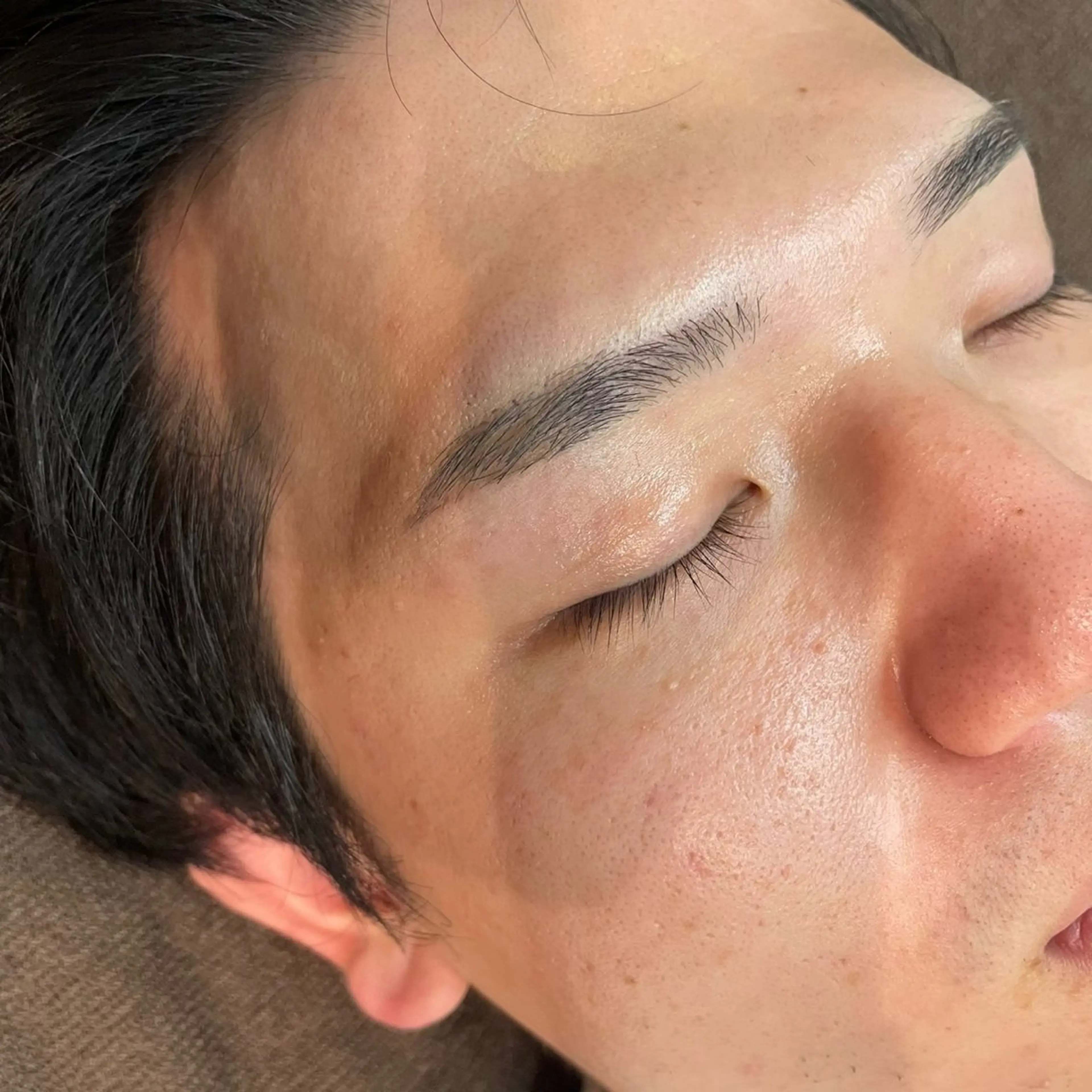 アイブロウ ワックス脱毛 オールバイ ワンネスの眉毛・アイブロウイメージ