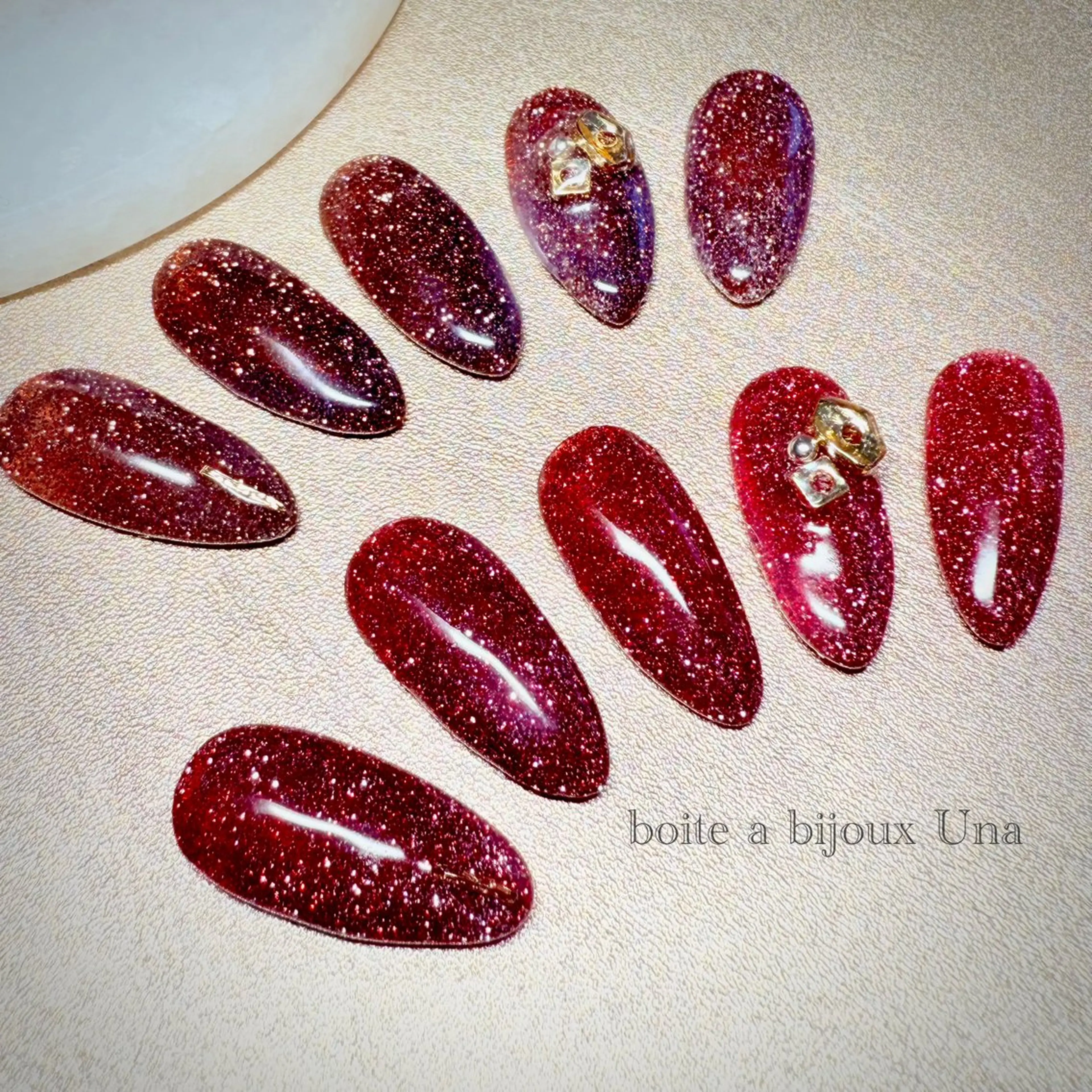 ネイル フラッシュネイル ハンドネイル boite a bijoux Unaのネイルデザイン