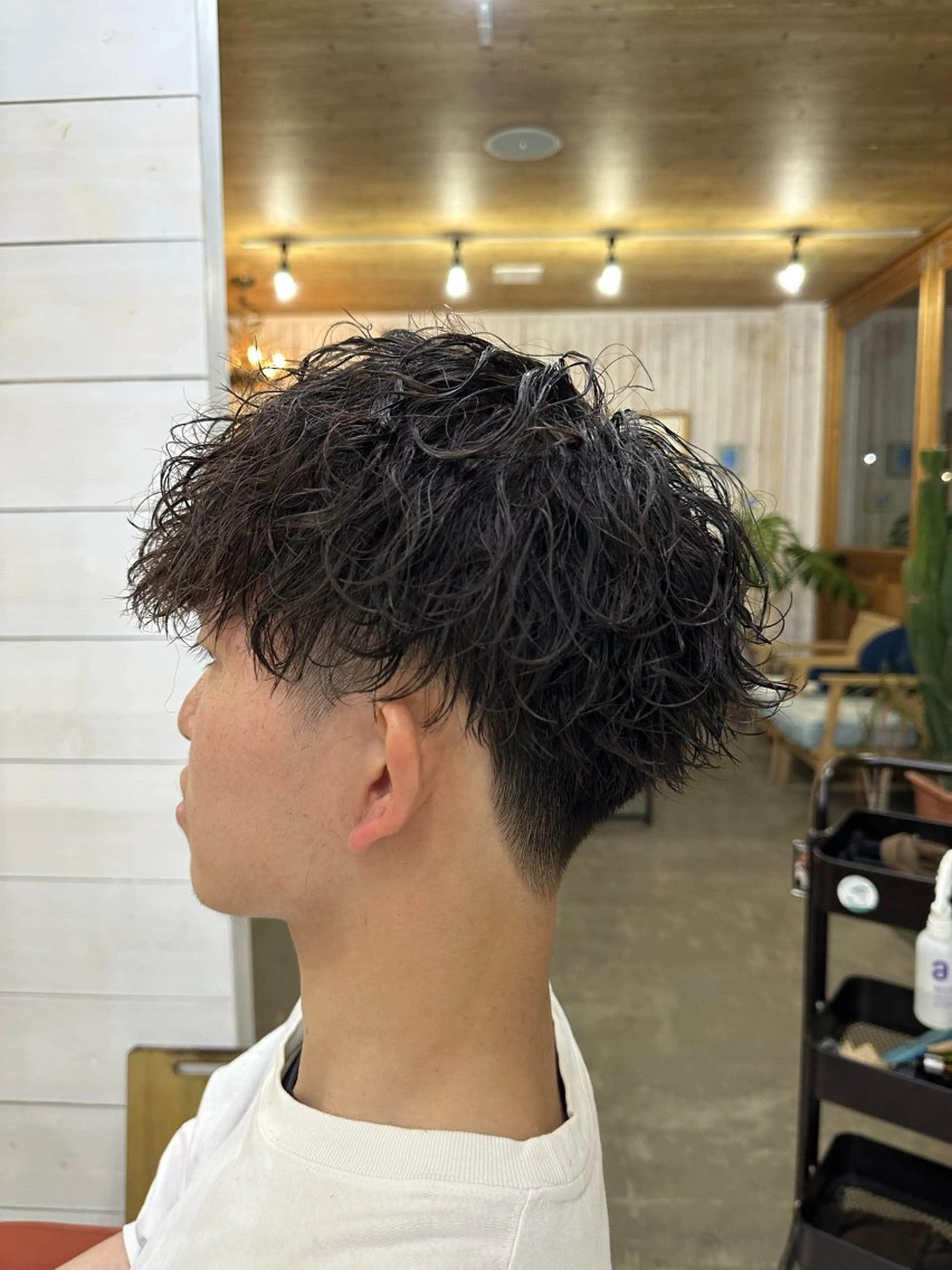 パーマ メンズ メンズパーマ 波巻きパーマ 椎木 琉聖のヘアスタイル