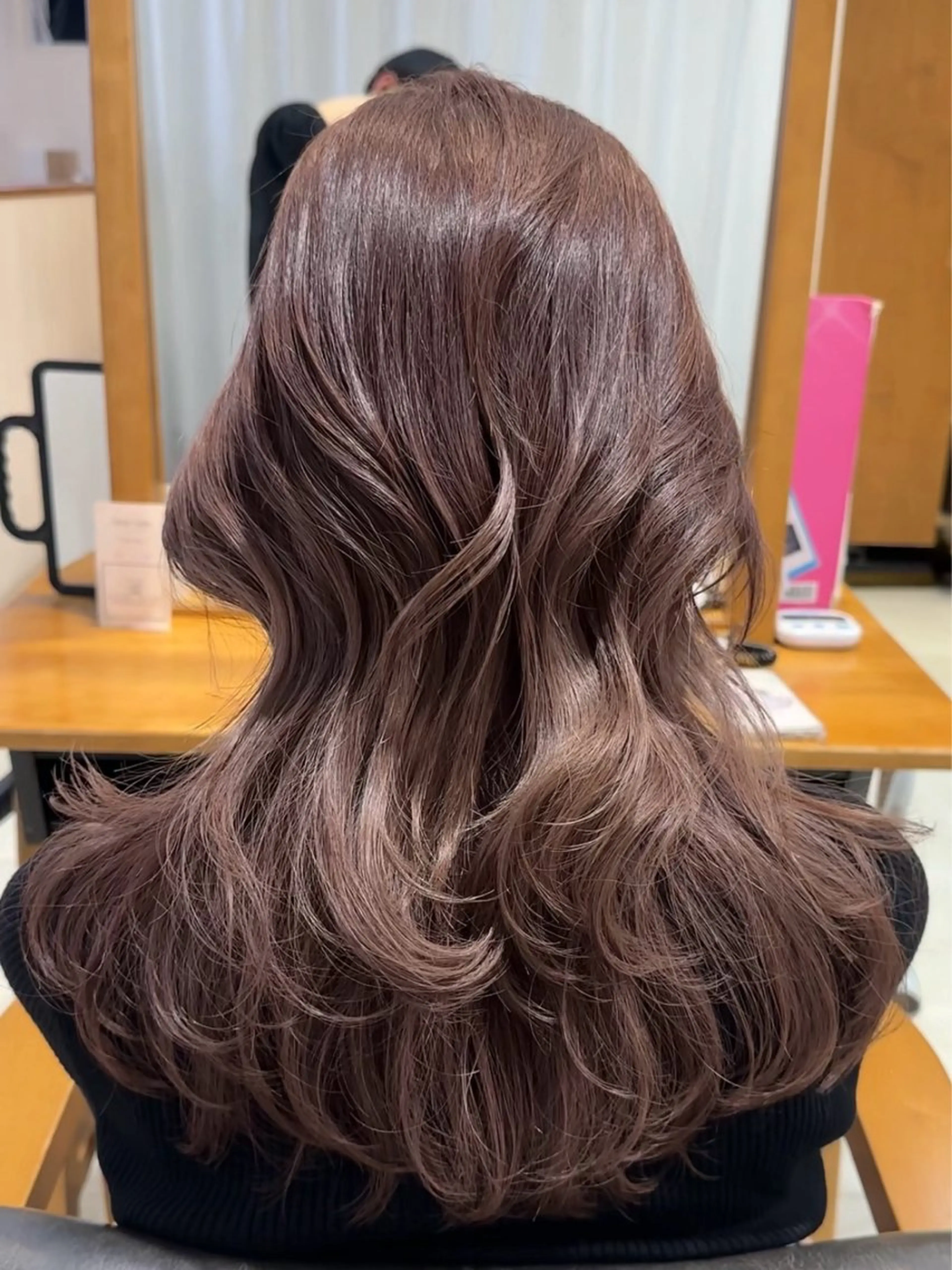 カラー View East所属・大山 慧人のヘアスタイル