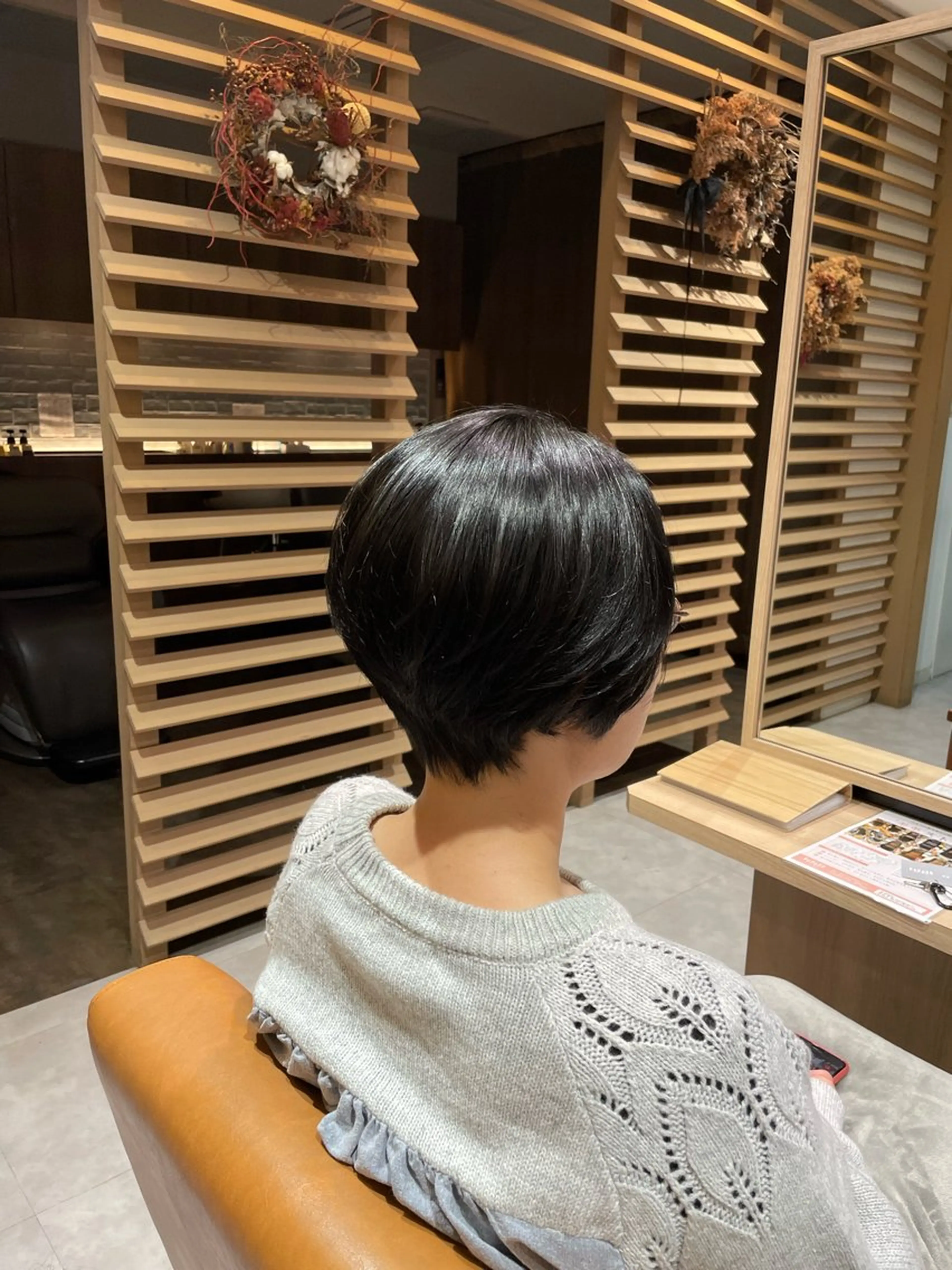 ショート レイヤーカット ショートヘア 尾頃 功明のヘアスタイル