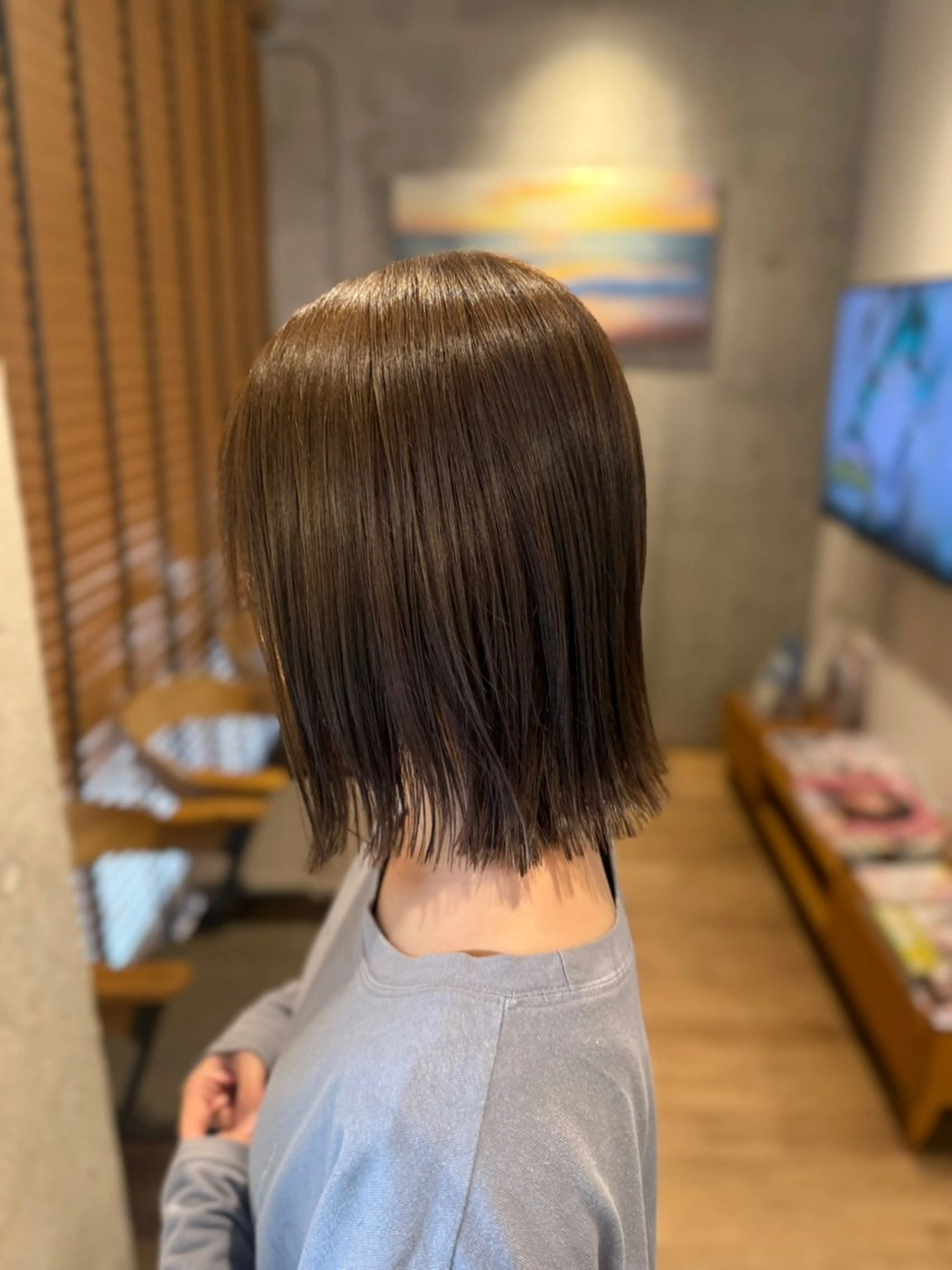 カラー 切りっぱなしボブ ボブ カット ヘアカラー OAK plus+所属・OAKplus＋ harukaのヘアスタイル