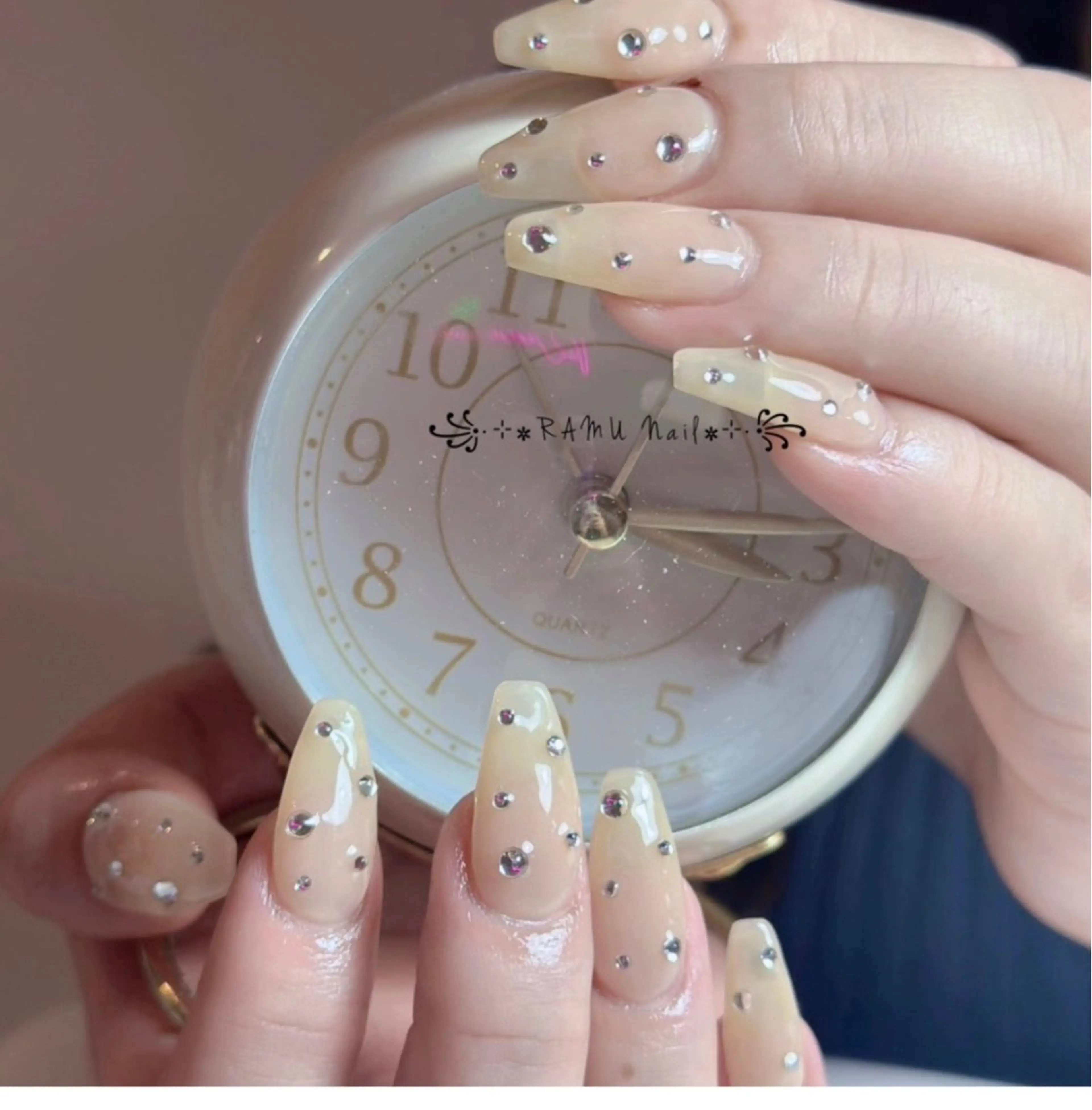 ネイル チークネイル フレンチネイル グラデーション キラキラネイル 韓国ネイル ハンドネイル RAMU_Nail 池袋店のネイルデザイン