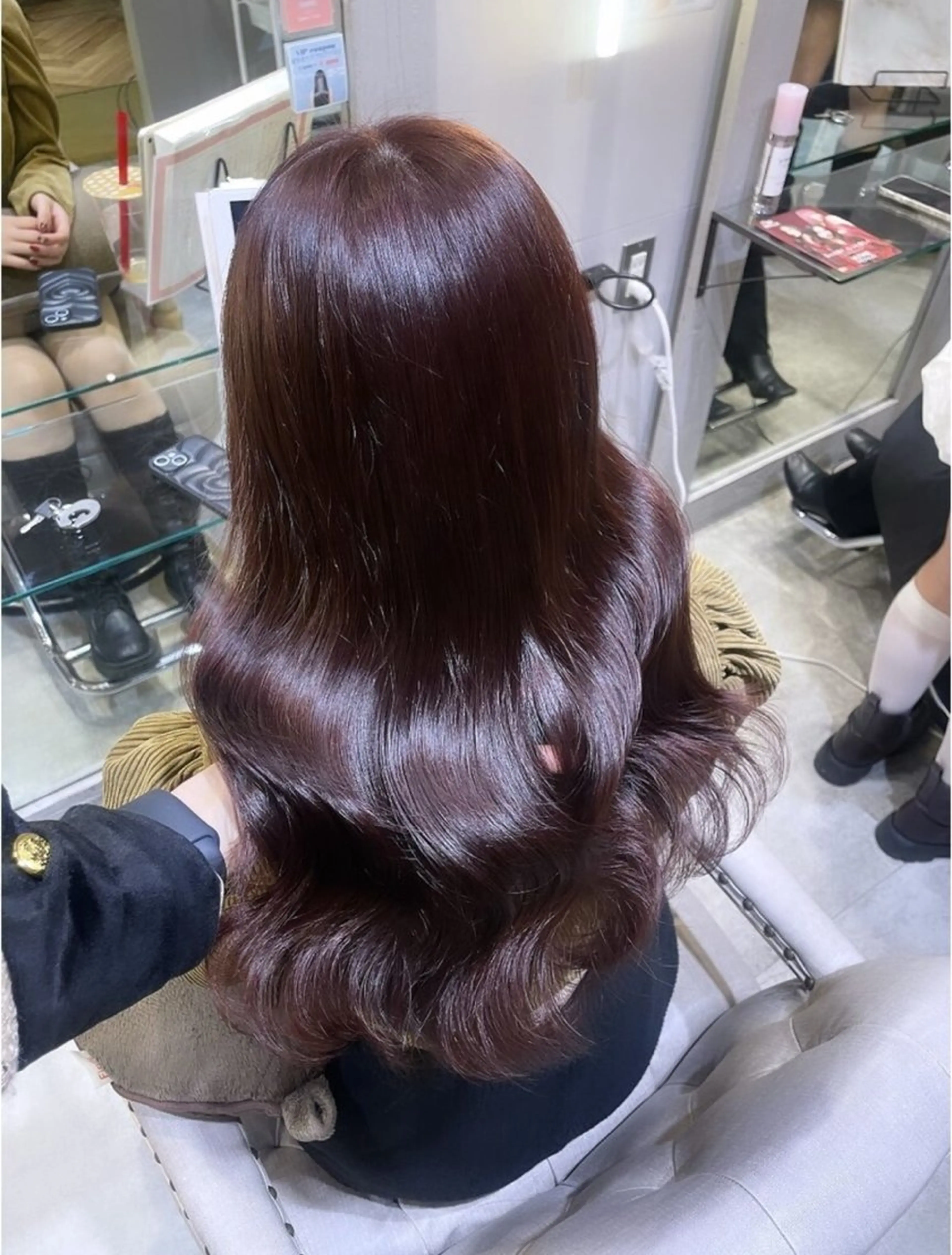 ロング カラー ヘアカラー 🤍ふんわりアイドル カラー🎀Rio🪽のヘアスタイル