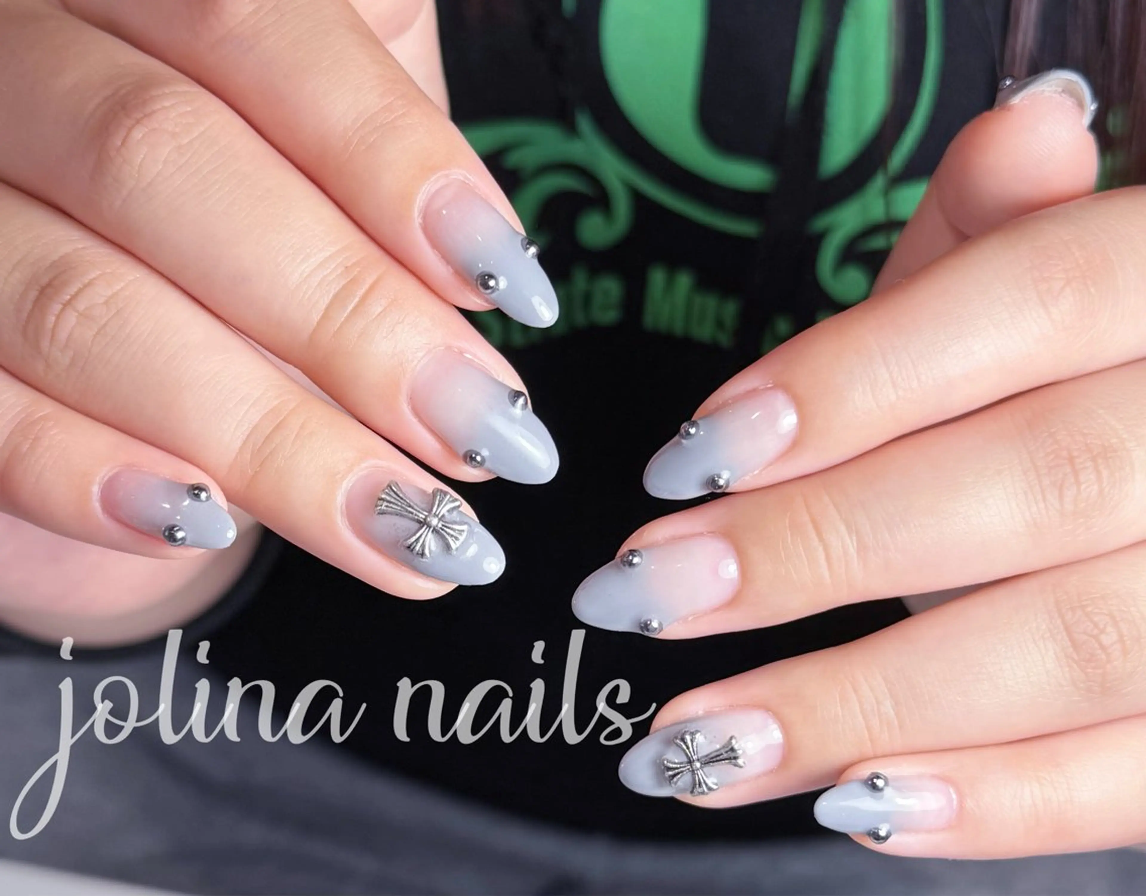 ネイル グラデーション ハンドネイル jolina nails鶴見店のネイルデザイン