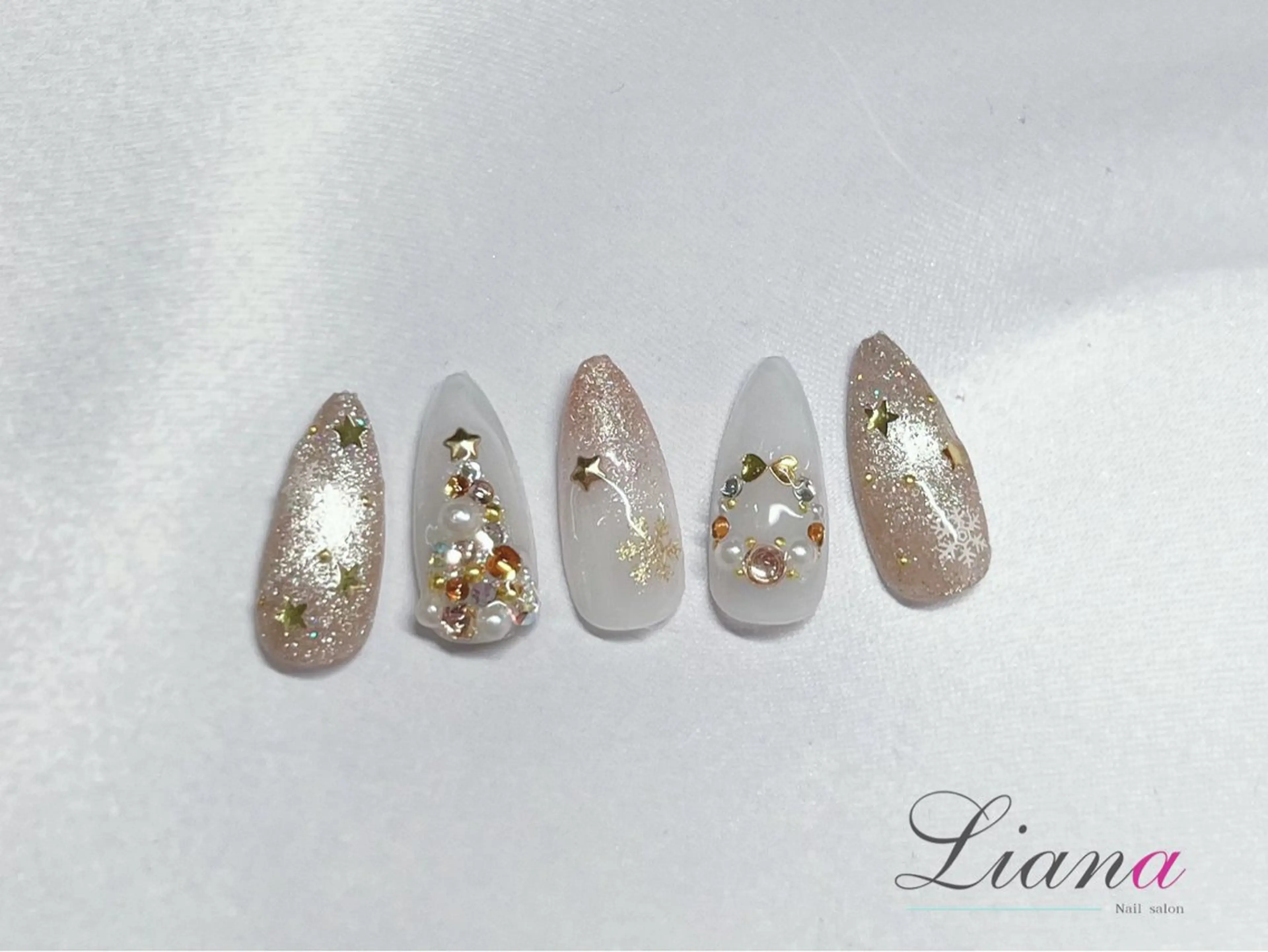 ネイル 大井町ネイルサロンLiana所属・Liana CHIYAKOのネイルデザイン