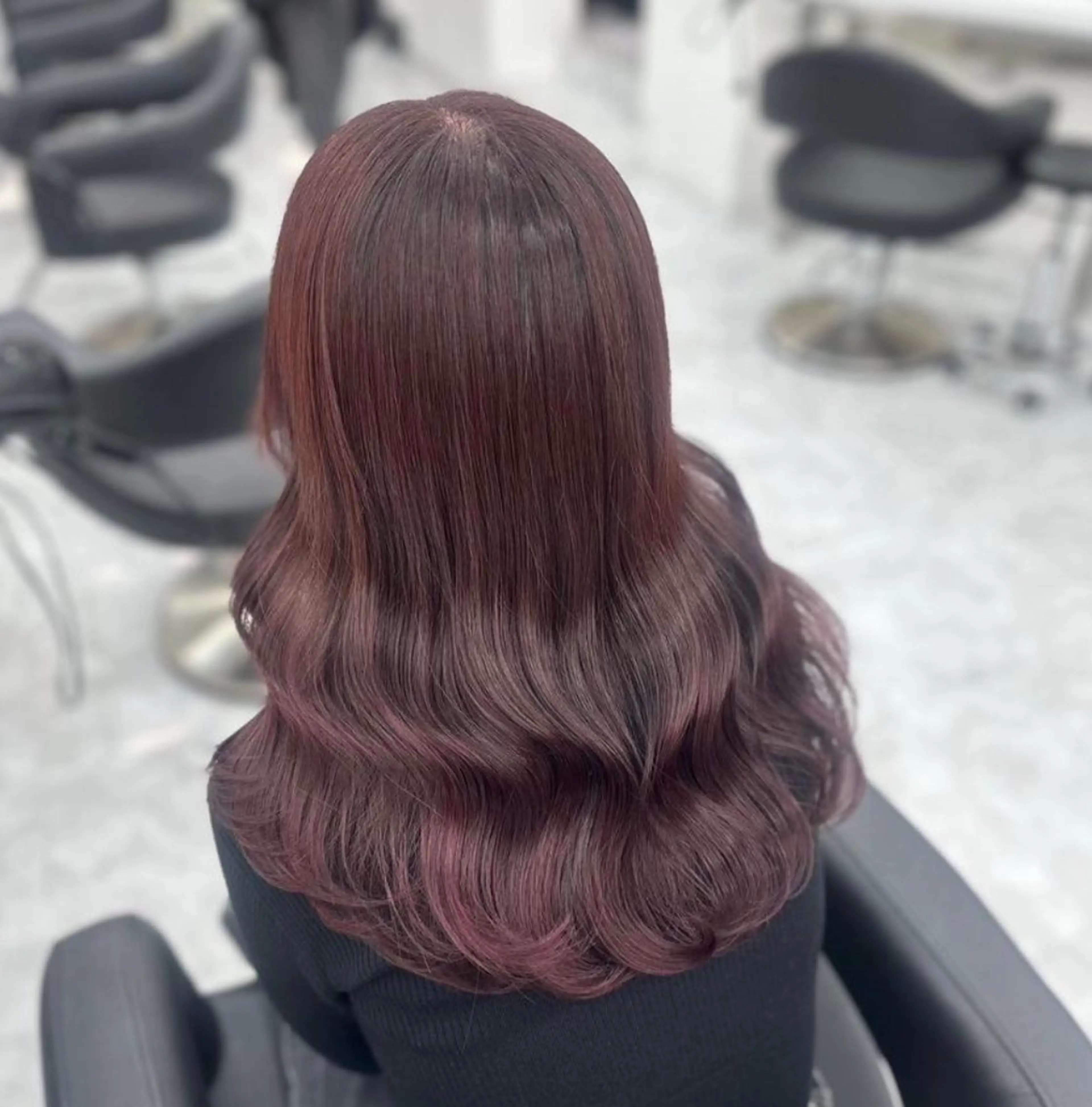 ロング カラー 透明感カラー トリートメント 🏹艶髪透明感🏹 YUI🐰🫧のヘアスタイル