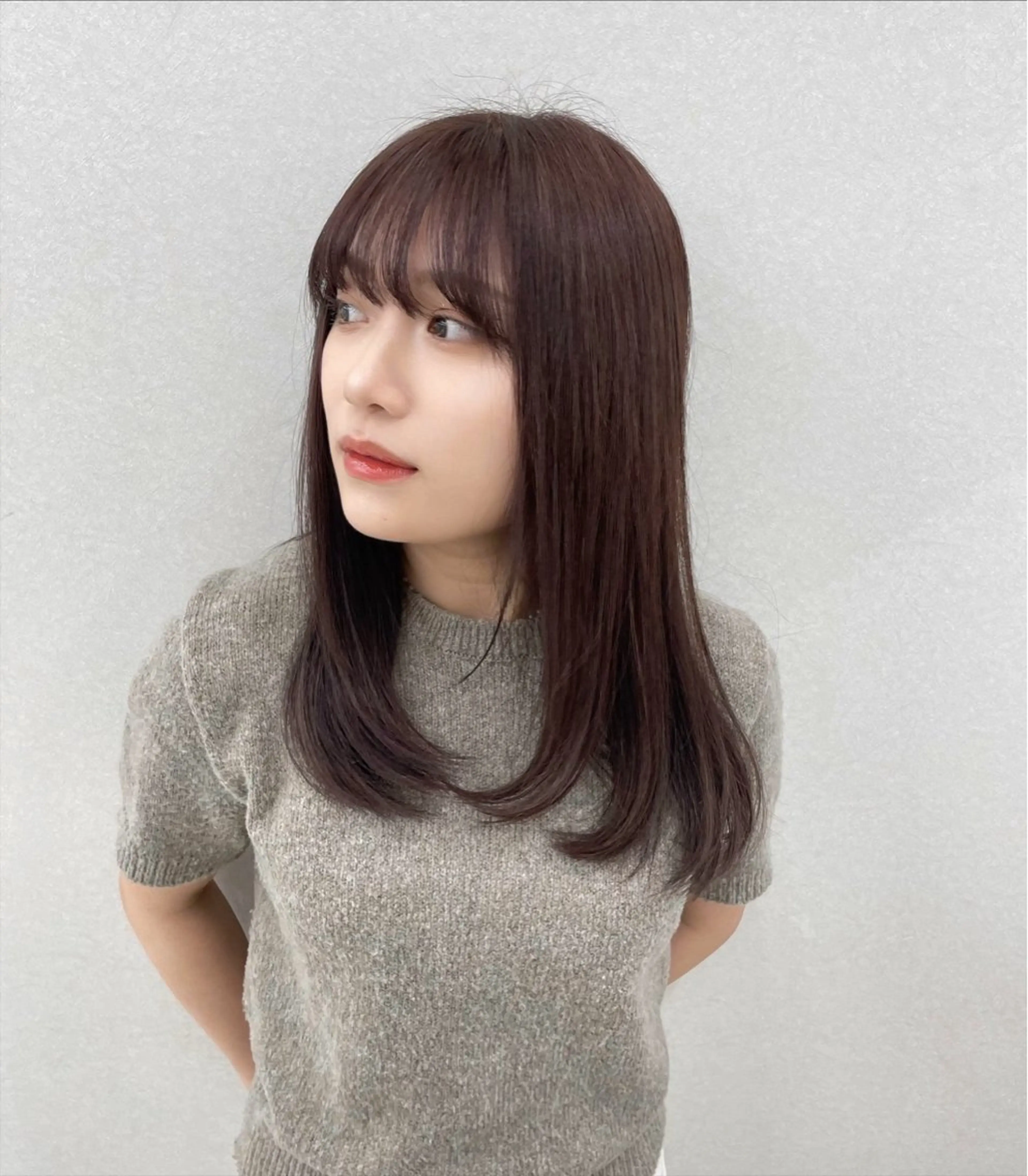 ミディアム カット ヘアカラー トリートメント 透明感カラー 🩰あさのヘアスタイル