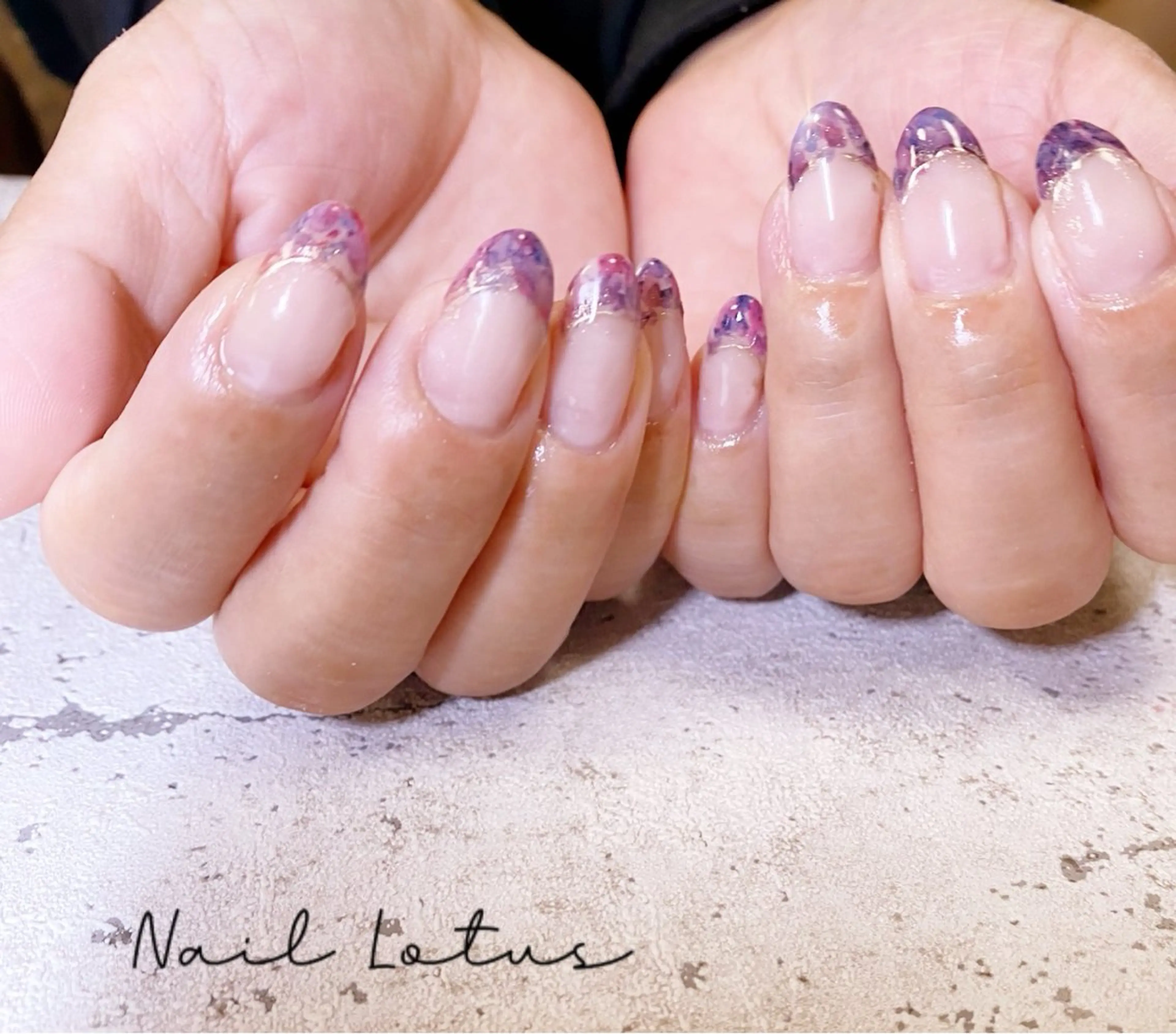 ネイル フレンチネイル ニュアンスネイル ハンドネイル Lotus 🌸のネイルデザイン