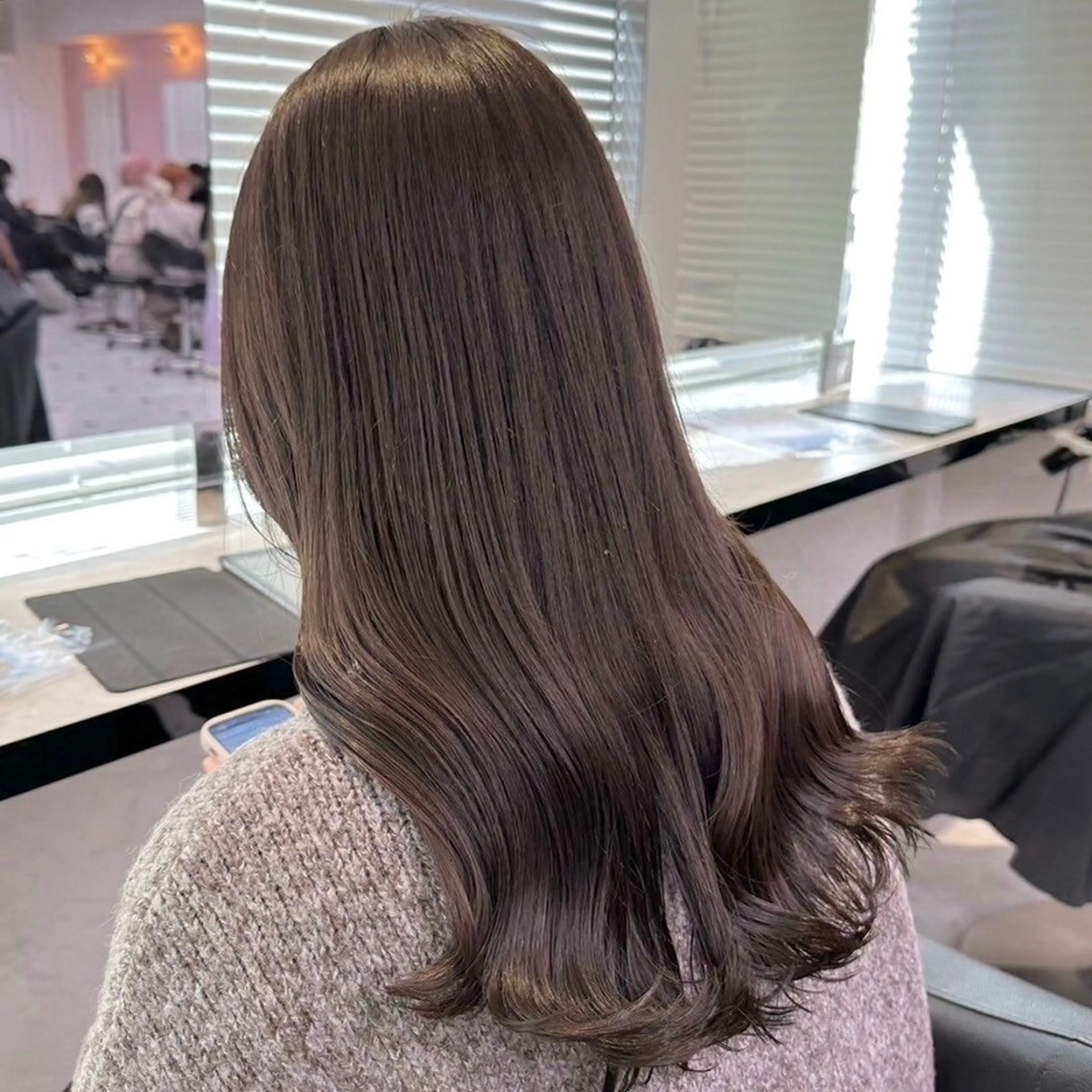 セミロング カラー 🎀🧁ダメージレス 艶髪カラー🧁🎀のヘアスタイル