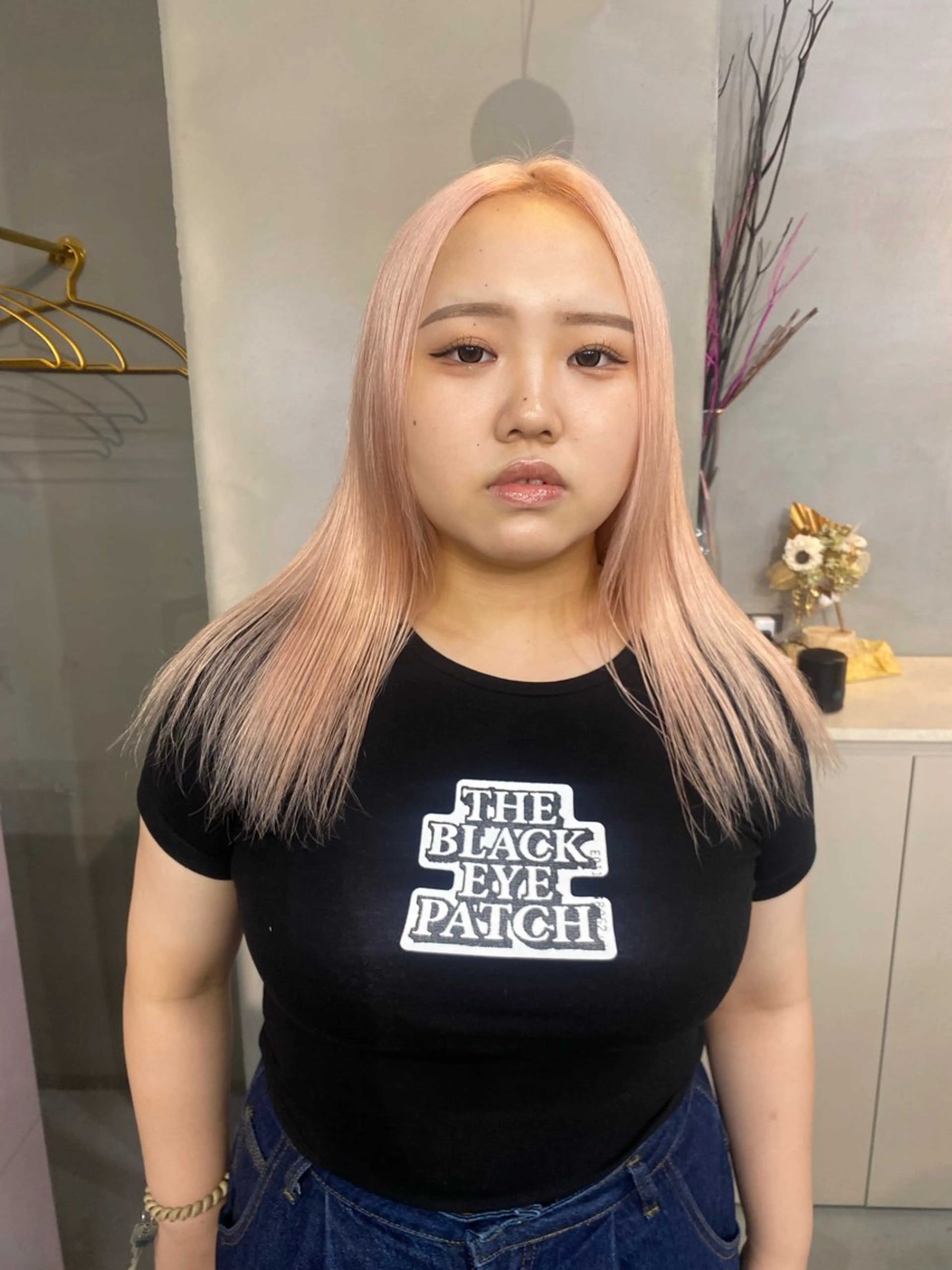 セミロング カラー ヘアカラー qulim所属・前橋 姫奈のヘアスタイル