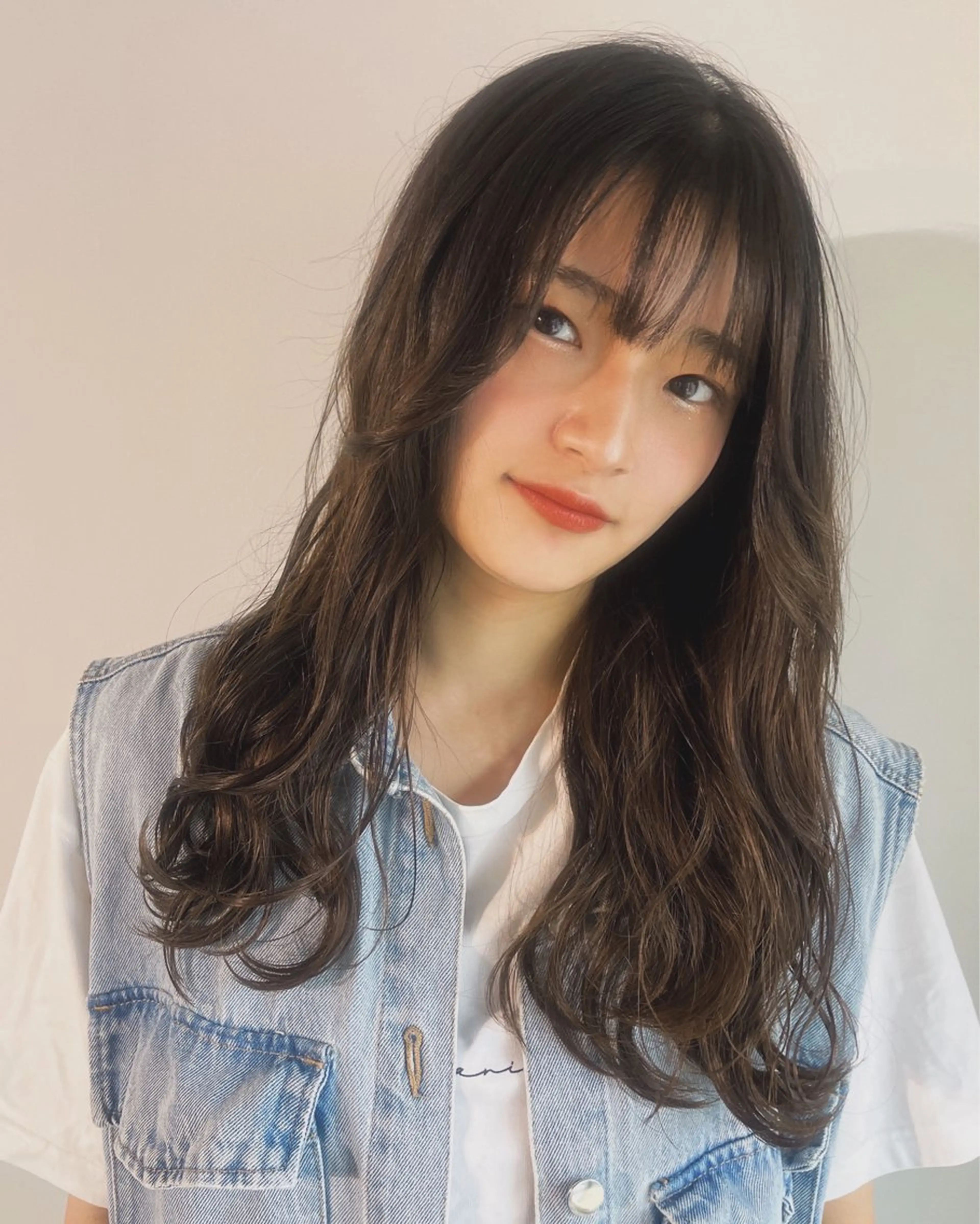 ロング カラー ヘアカラー トリートメント YUNA🍒 暖色カラーのヘアスタイル