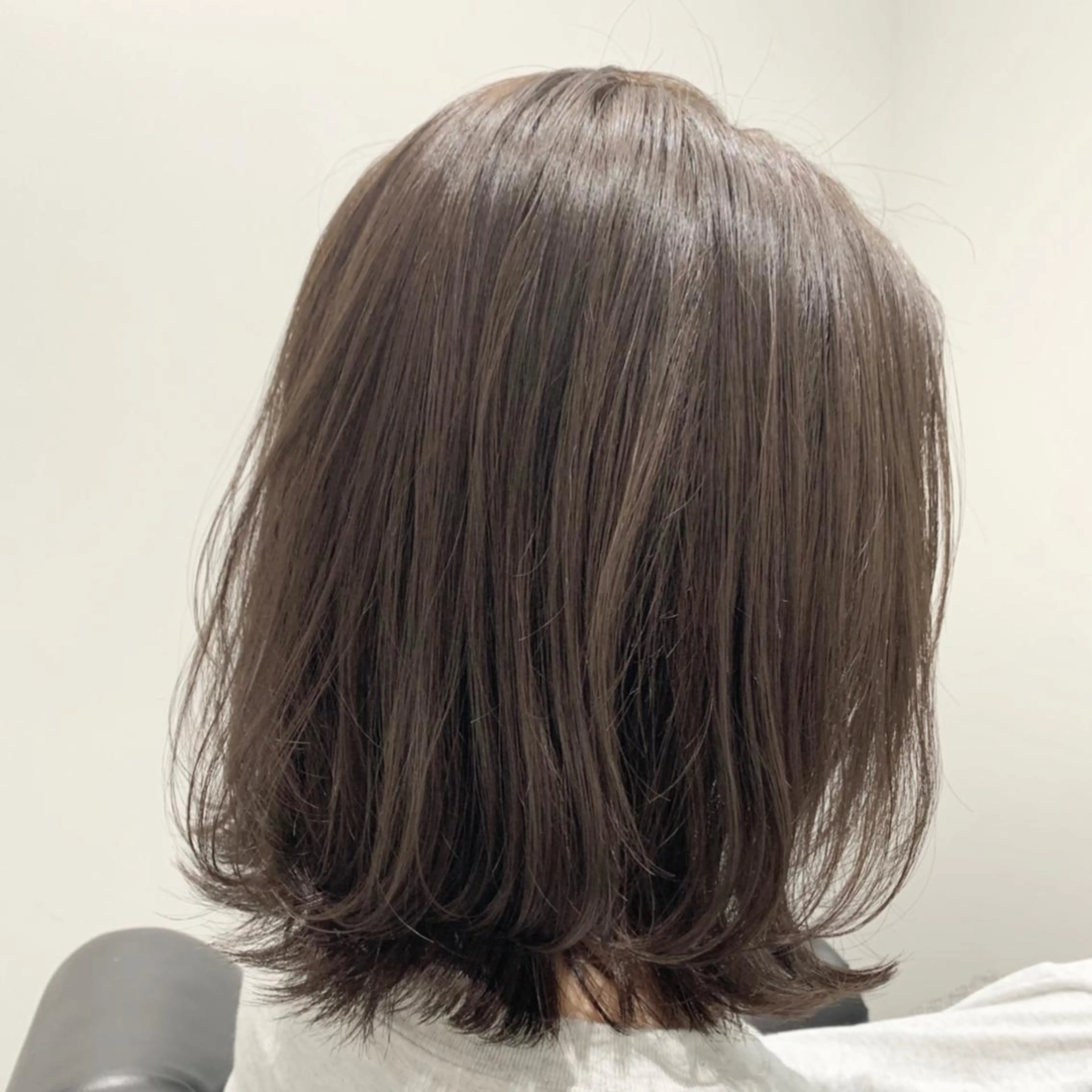ミディアム 新田  祐樹のヘアスタイル