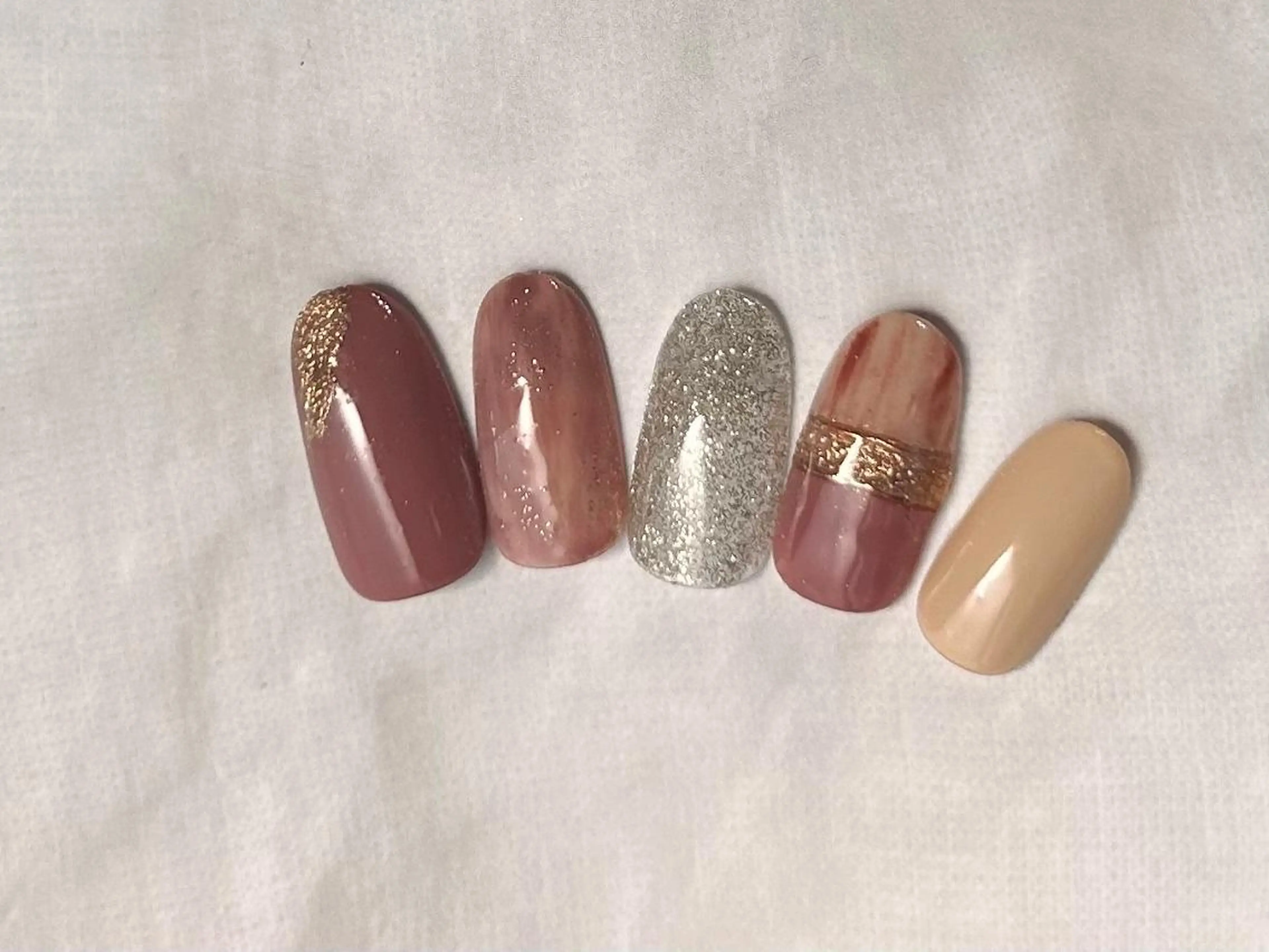 ネイル ハンドネイル Ellie Nail Honamiのネイルデザイン