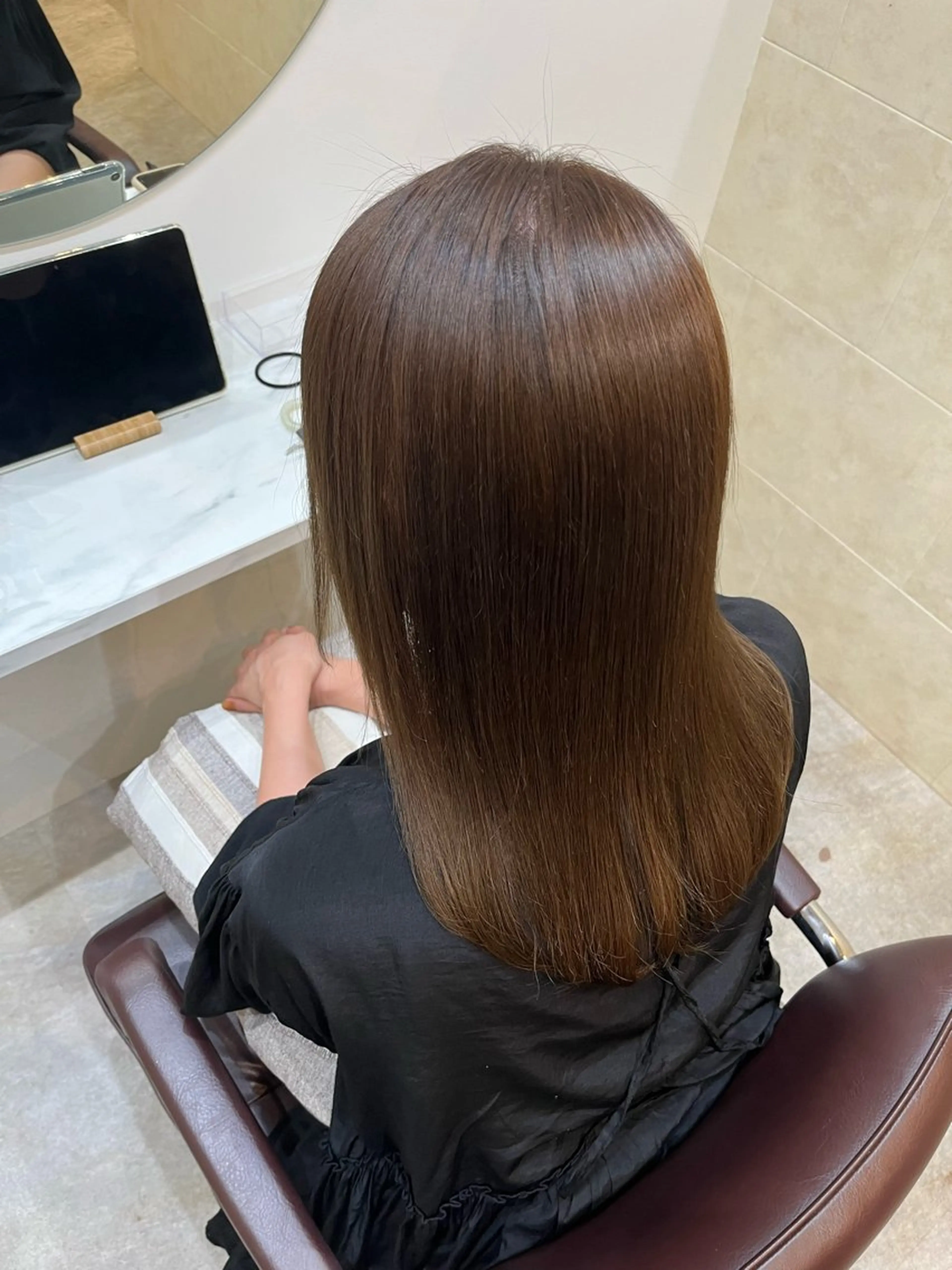 セミロング カット ヘアカラー トリートメント 【髪質改善　艶髪】 布川　莉穂のヘアスタイル