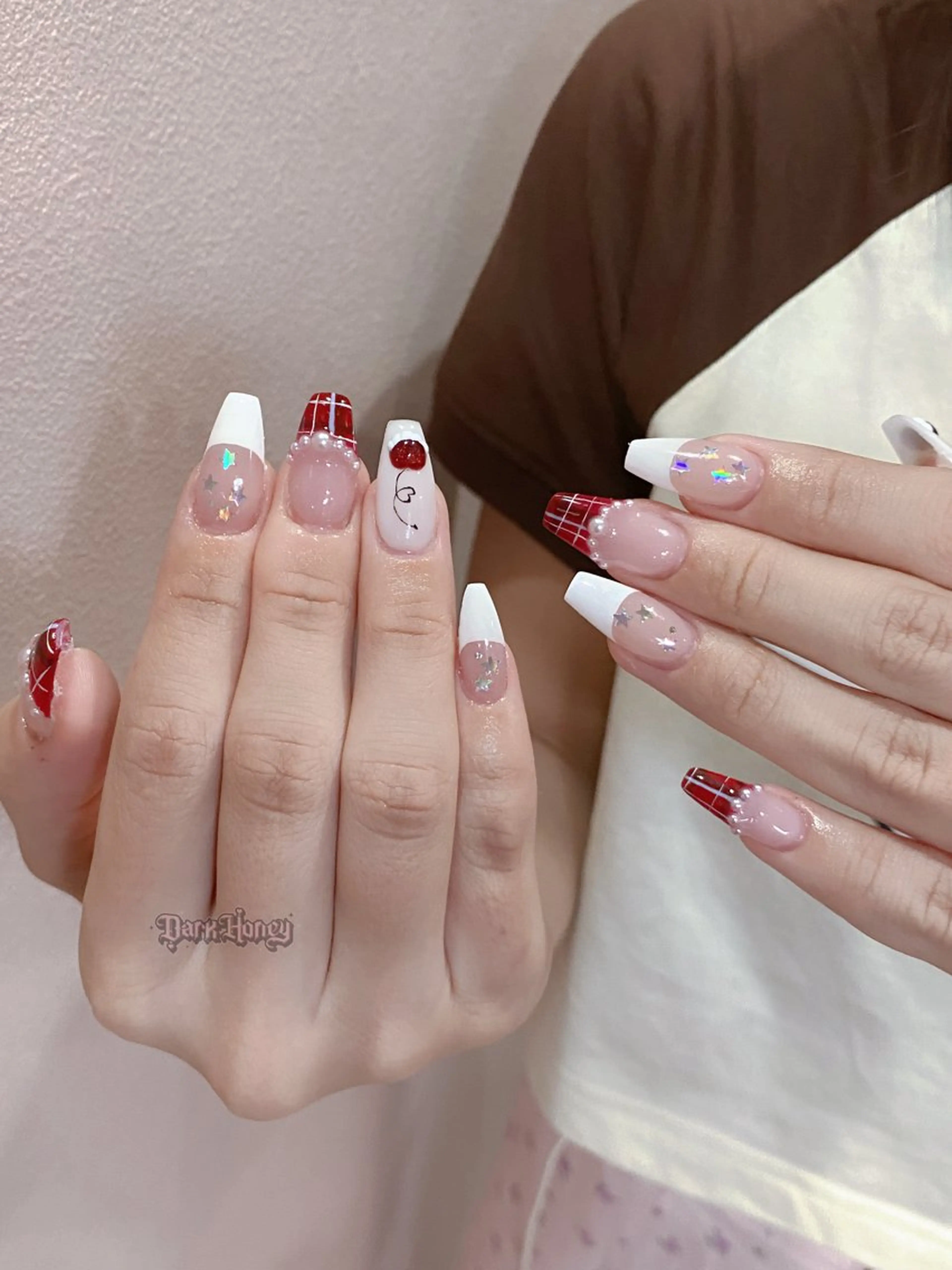 ネイル アートネイル DarkHoney 池袋店のネイルデザイン