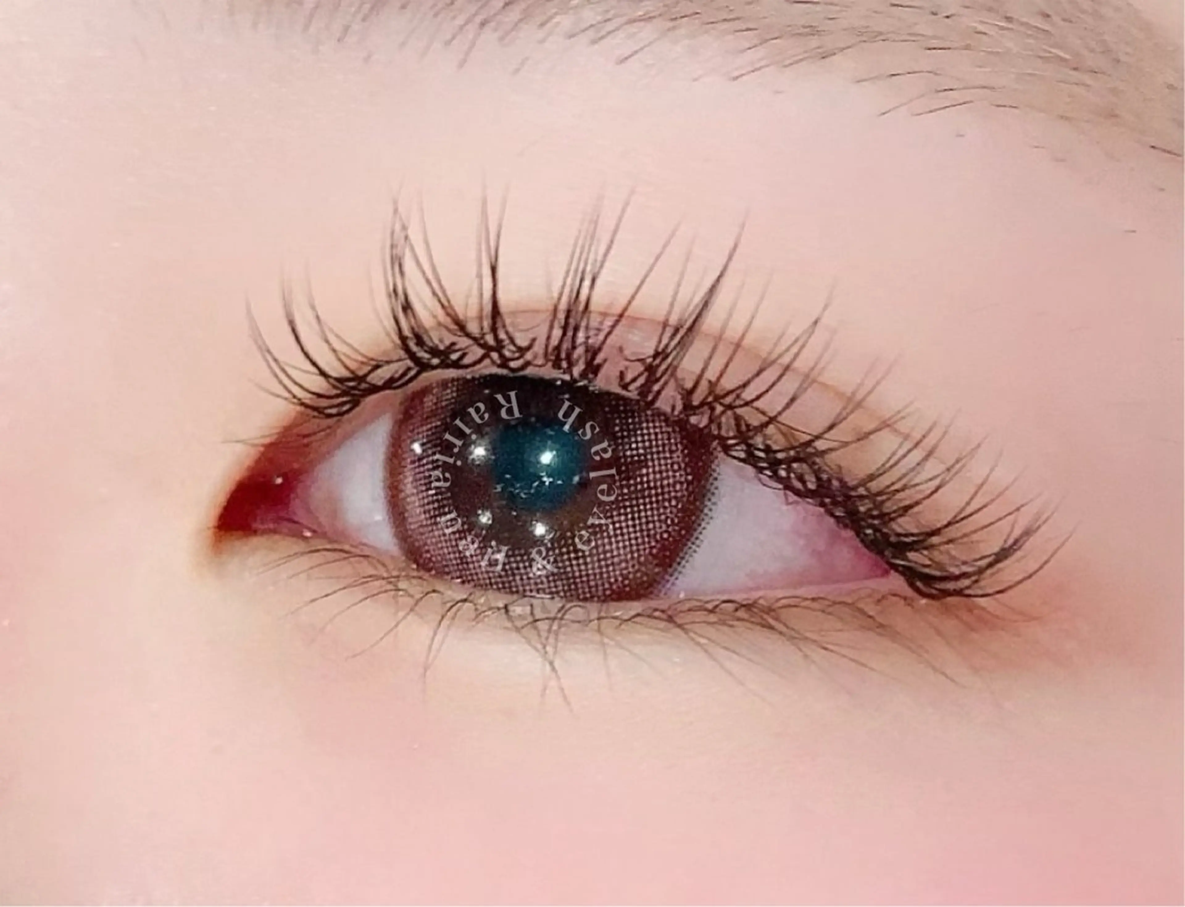 マツエク・マツパ フラットラッシュ Rairia nail&eyelash所属・Rairia CHIKAのマツエク・マツパデザイン