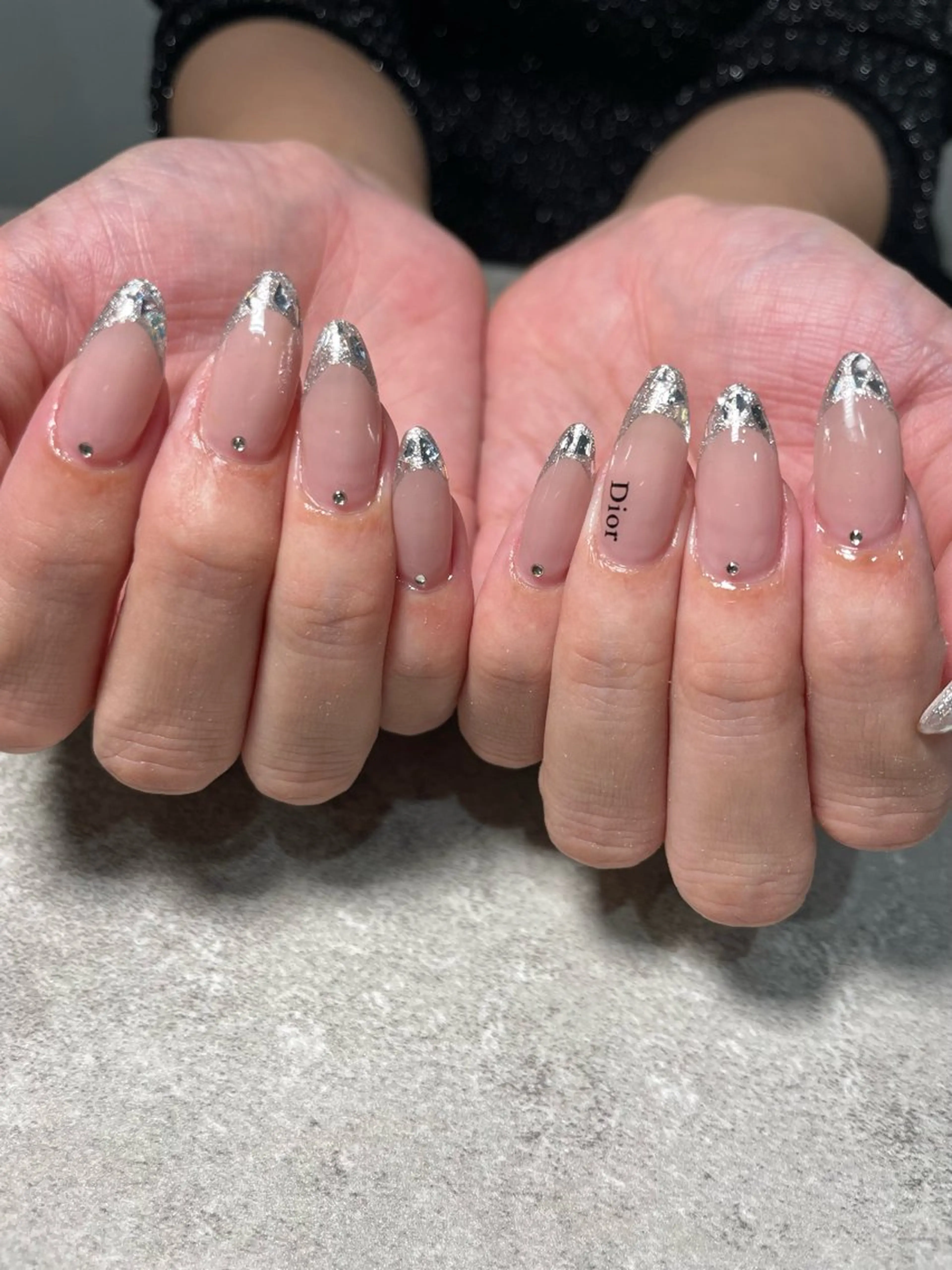ネイル 持ち込み ハンドネイル Raviliss ♡のネイルデザイン