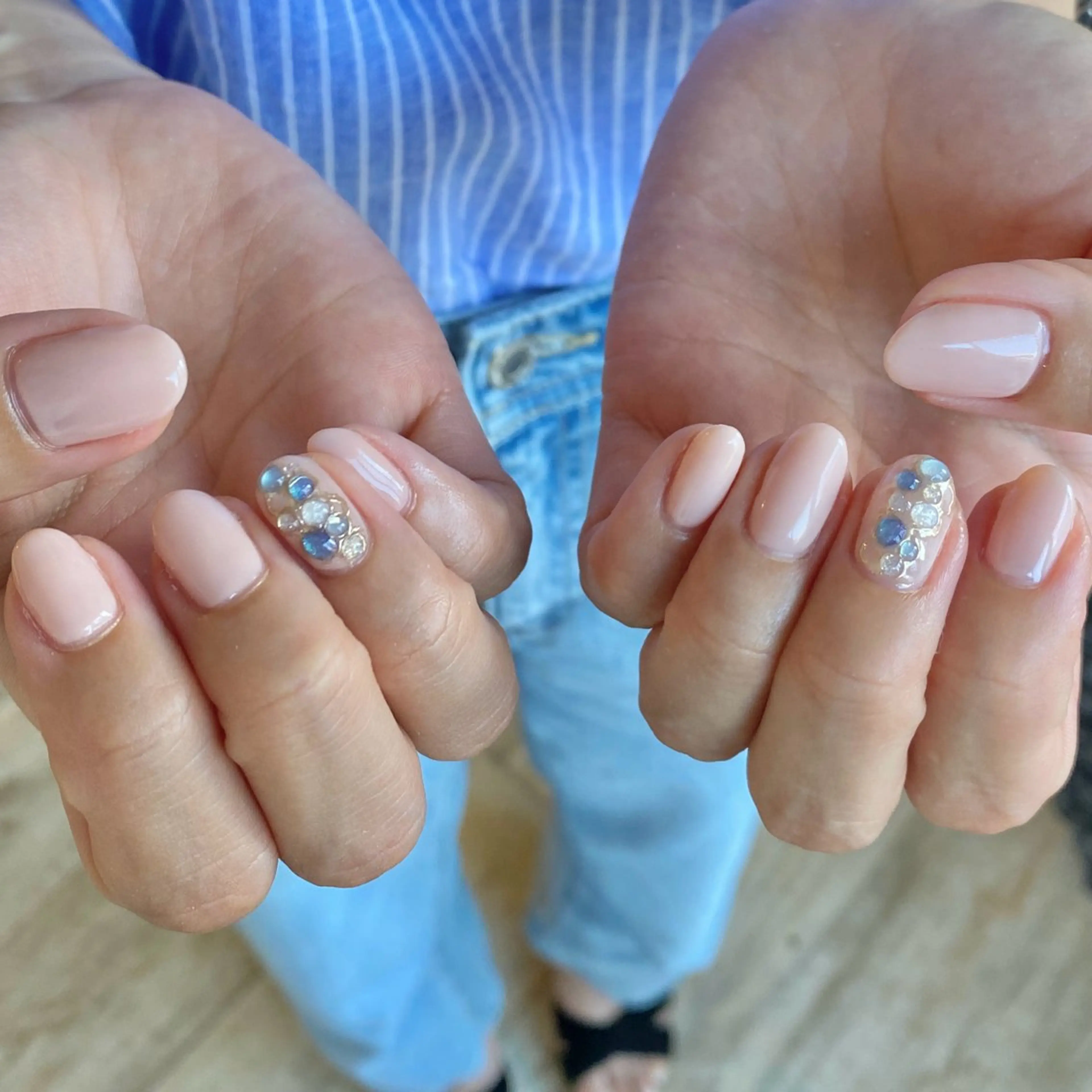ネイル ワンカラーネイル シンプルネイル 夏ネイル ハンドネイル Loca所属・nailsalon Locaのネイルデザイン
