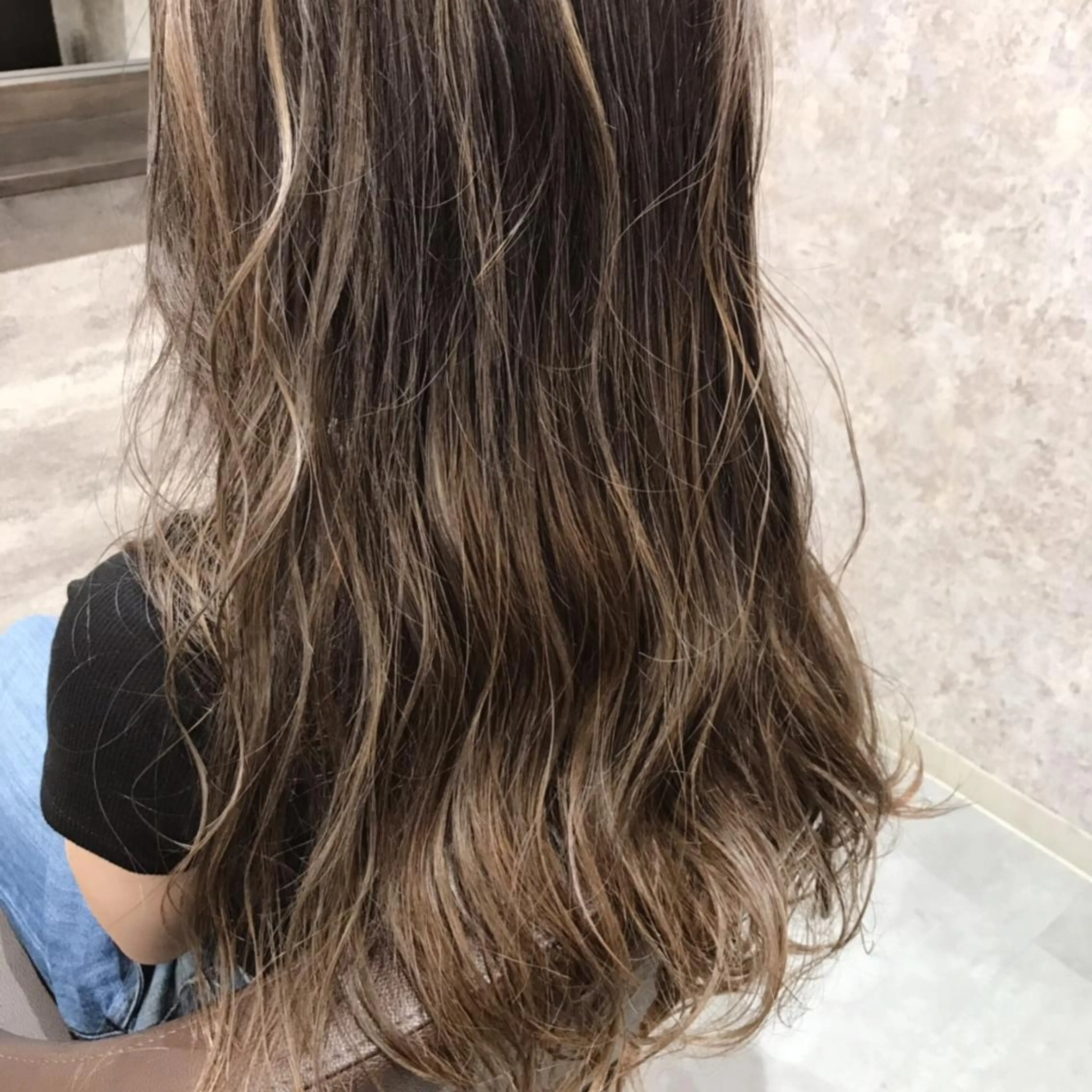 ロング カラー Blanco 村松 美里のヘアスタイル