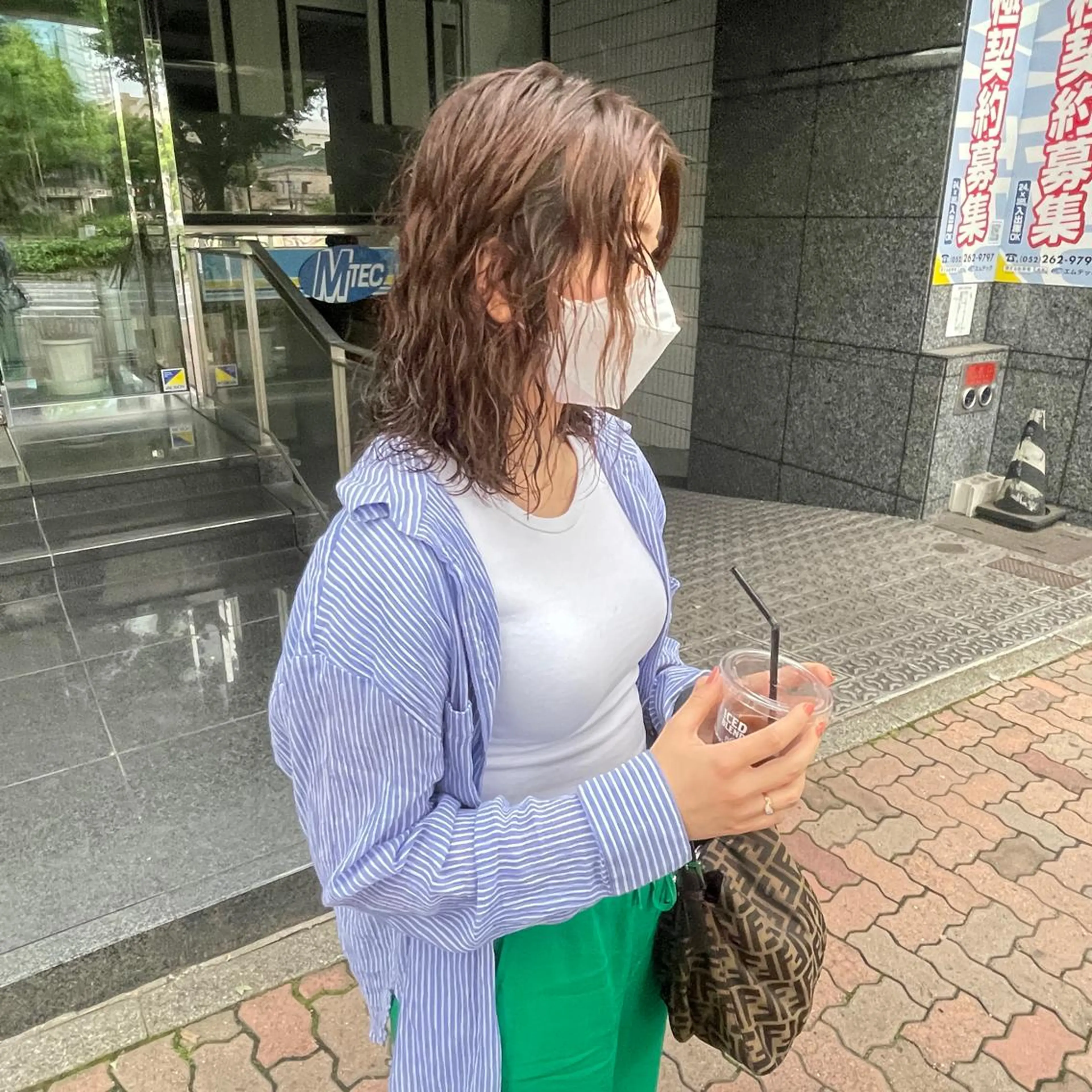 ミディアム パーマ 実力派スタイリストの 完全無料パーマのヘアスタイル