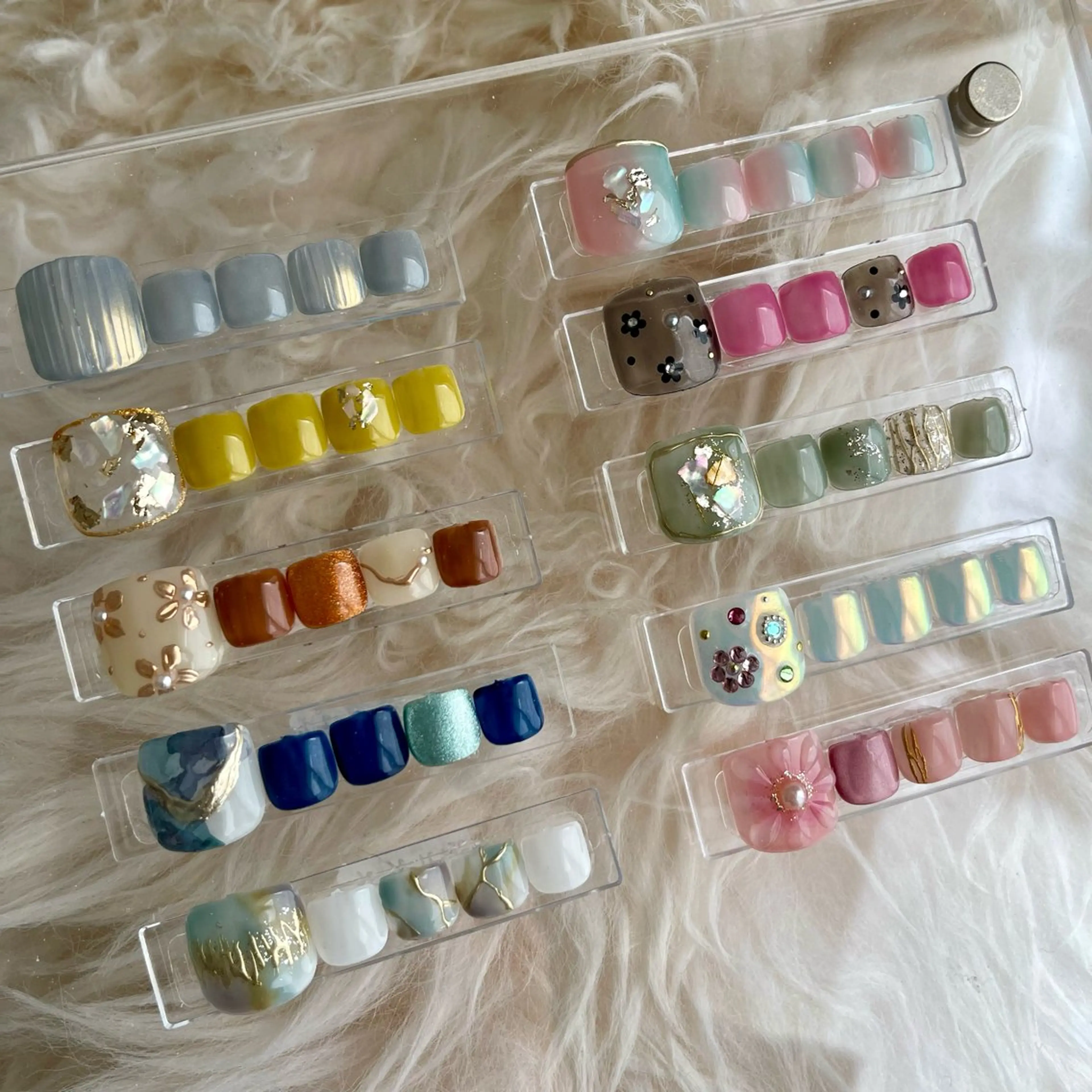 ネイル フットネイル Luccica nailのネイルデザイン