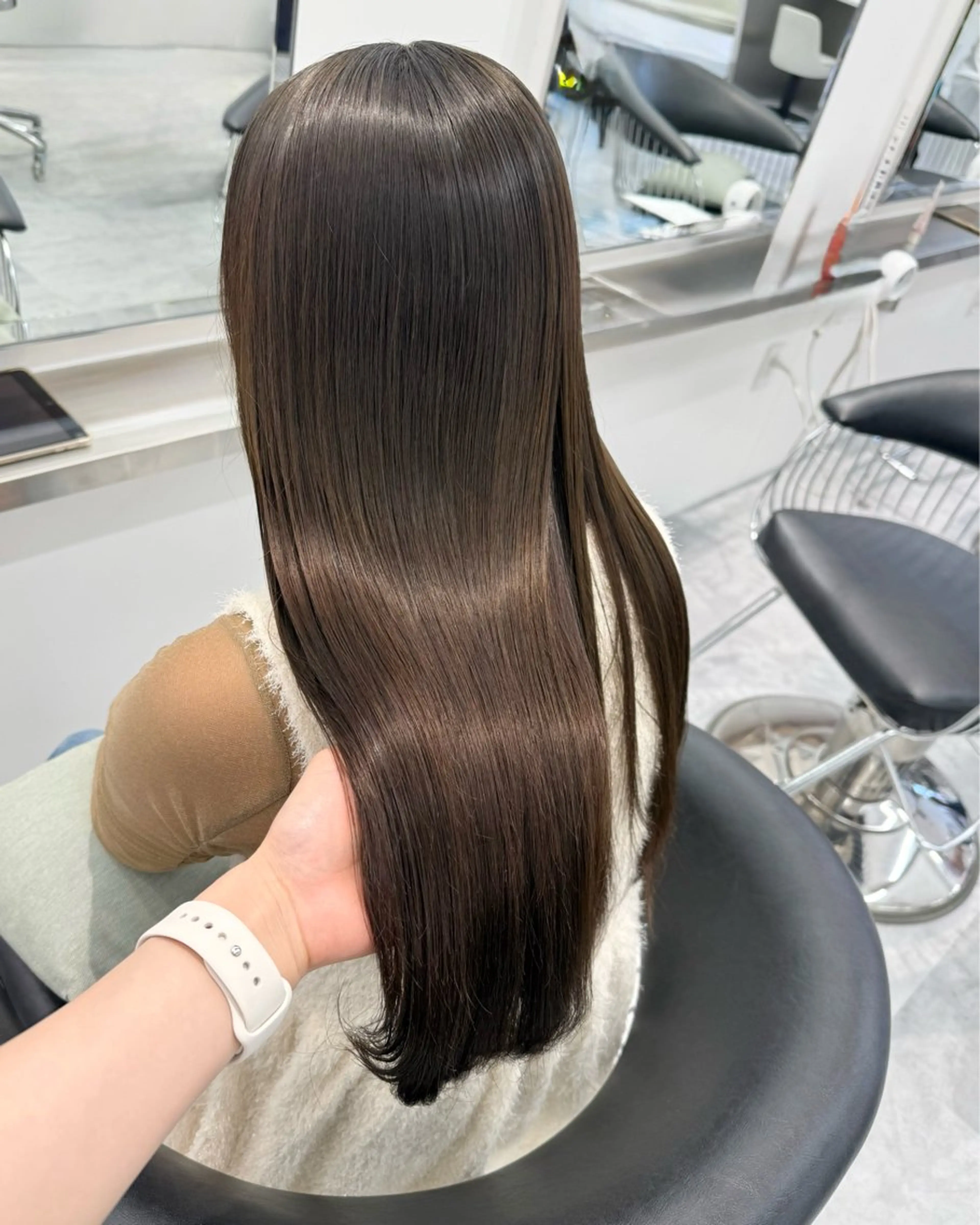 ロング カラー ヘアカラー トリートメント ParveMix￤ 大賀さつき🍨🤍のヘアスタイル