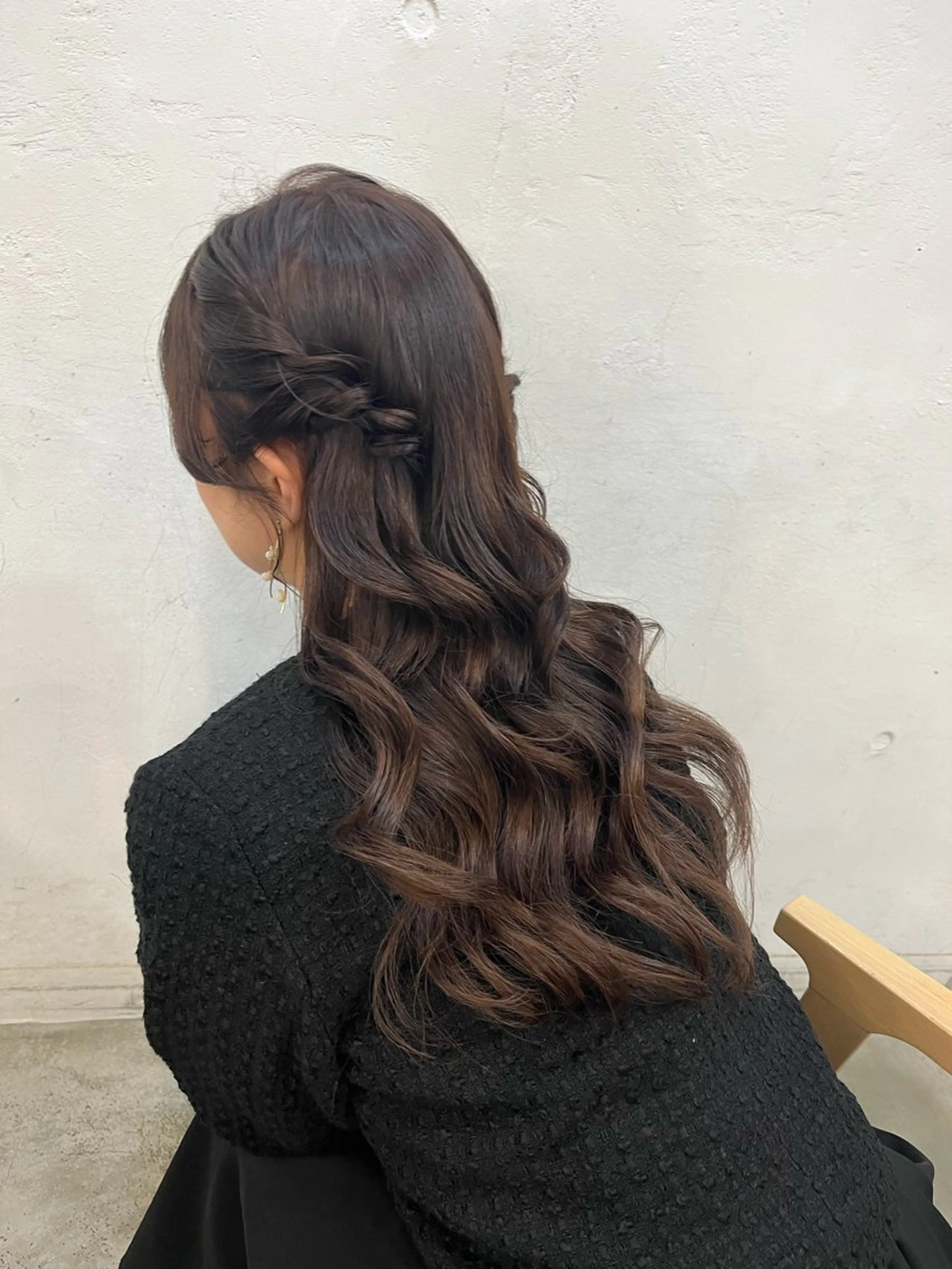 セミロング カラー ヘアアレンジ hazuki🐈‍⬛ 透明感カラーのヘアスタイル