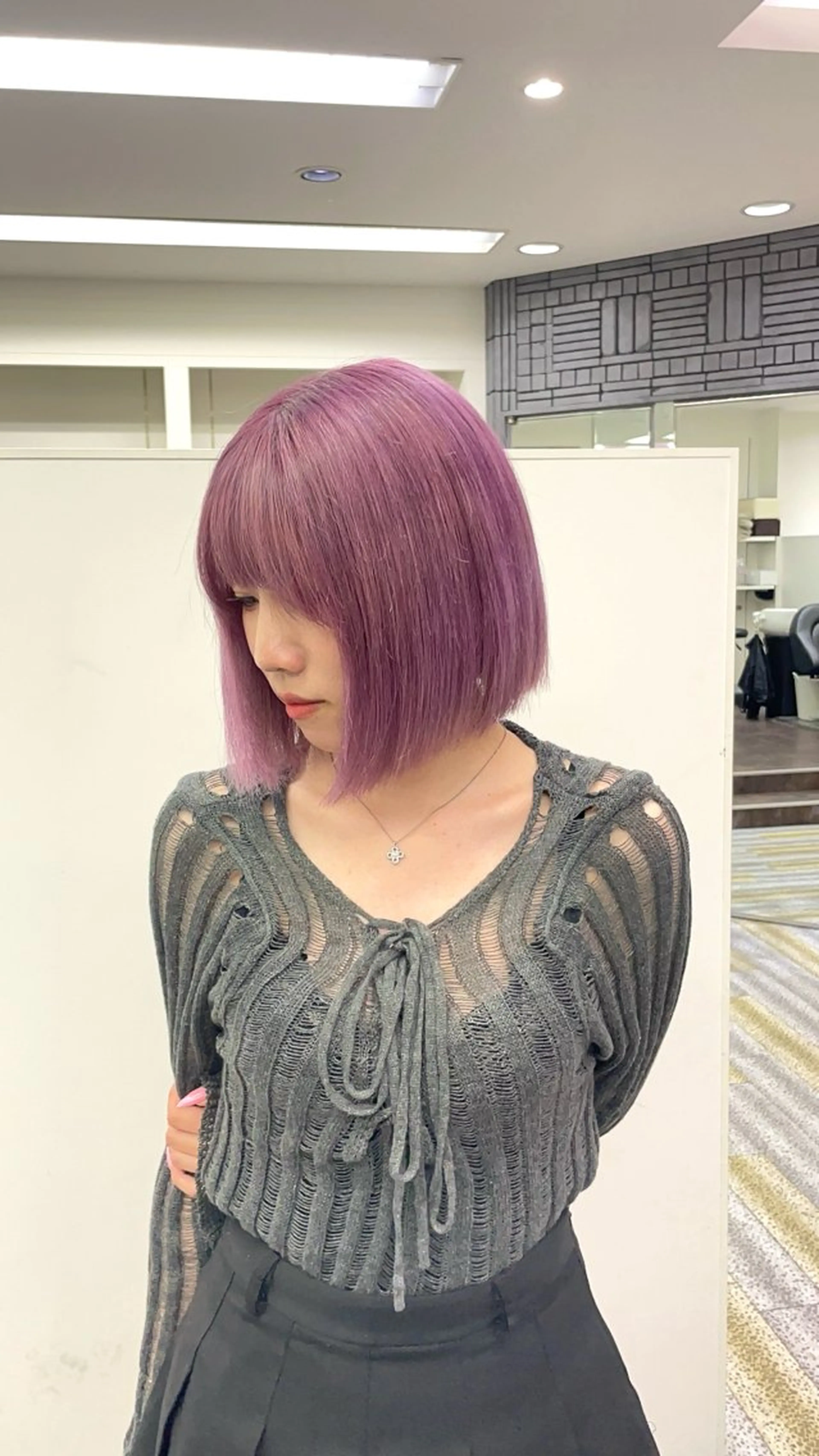 ミディアム カラー 透明感カラー ラベンダーカラー ピンクカラー ピンクラベンダー ヘアカラー 鈴木 ねねのヘアスタイル