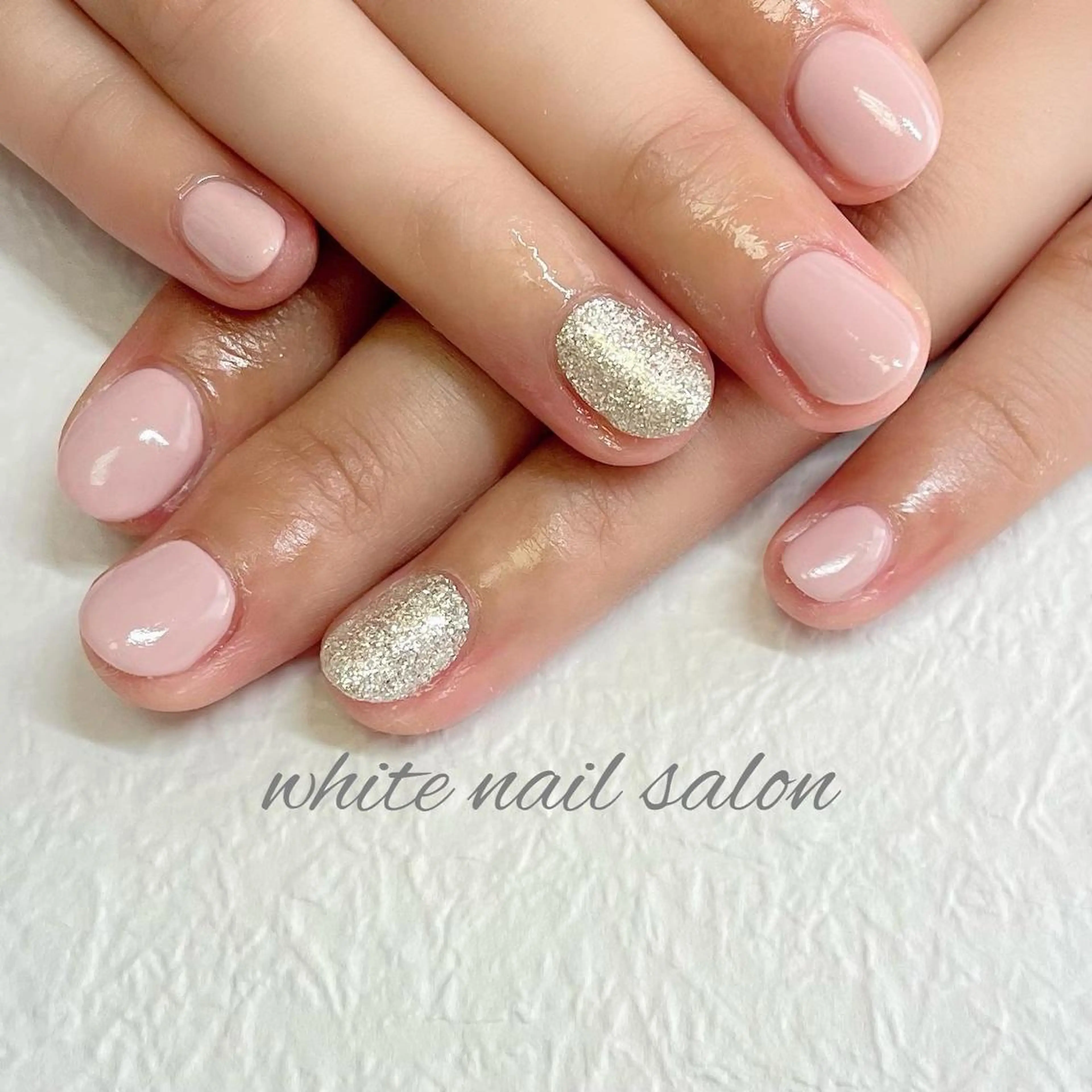 ネイル ジェルネイル ハードジェル ラメ(グリッター) 持ち込み シンプルネイル ハンドネイル white nail salonのネイルデザイン