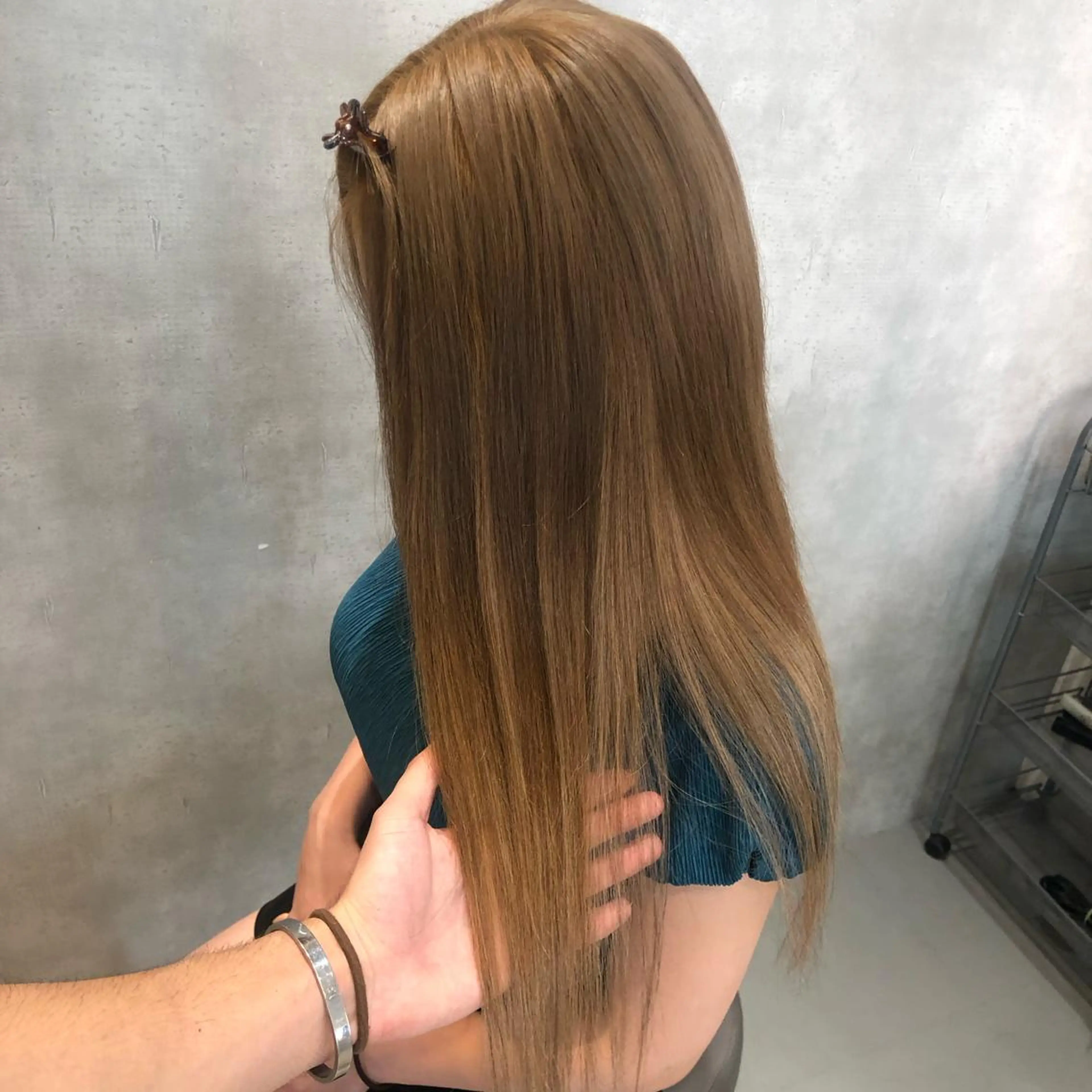 ロング エクステ chic　神田 幸也のヘアスタイル