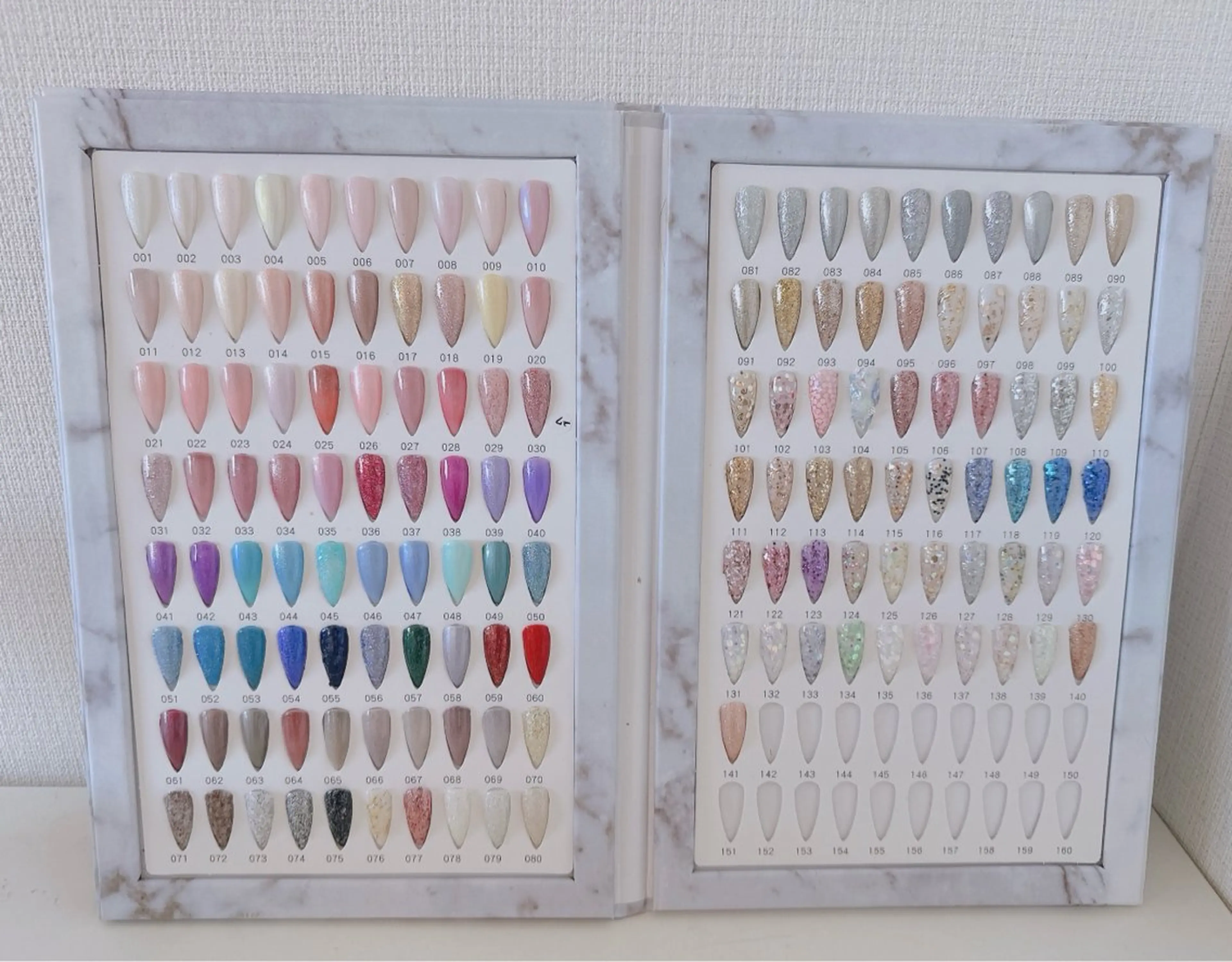 ネイル Riley 🌻のネイルデザイン