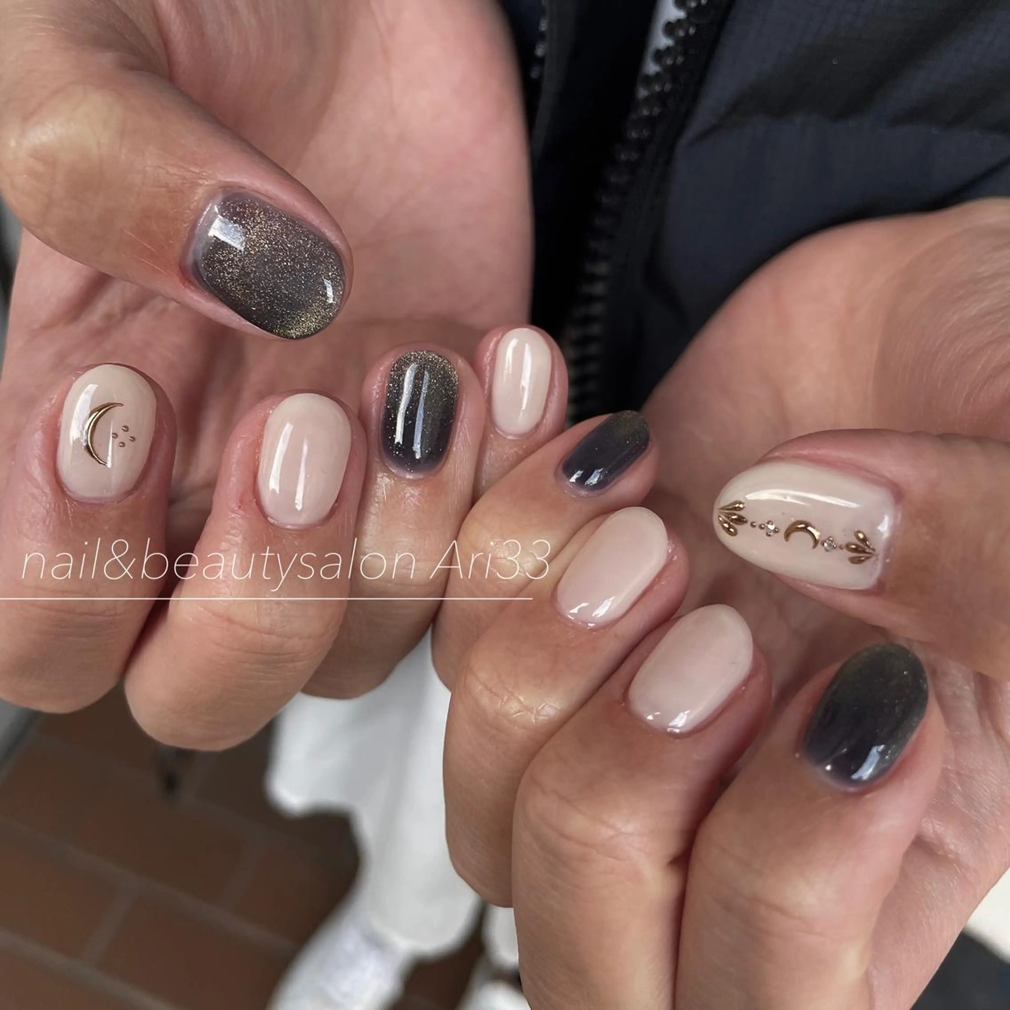 ネイル マグネットネイル ニュアンスネイル ハンドネイル プライベートサロン Ari33nailのネイルデザイン