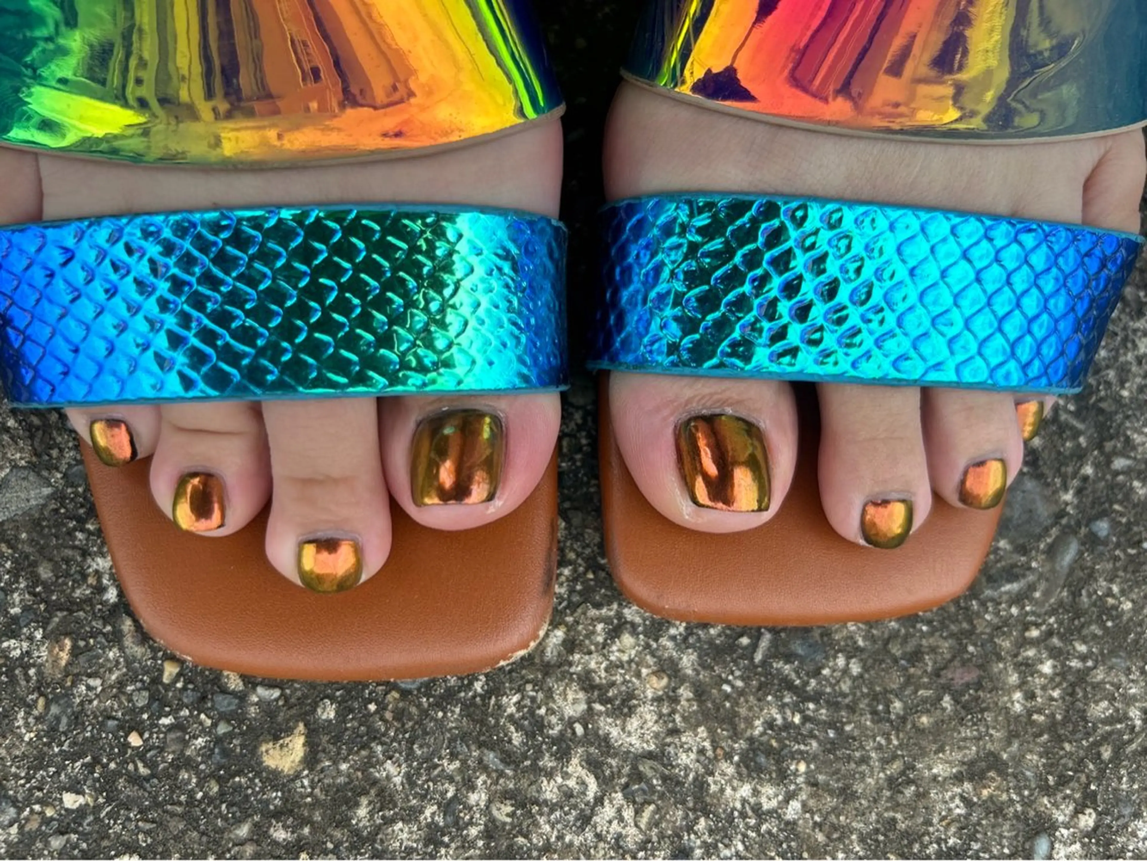 ネイル フットネイル ミラーネイル ワンカラーネイル R.I所属・R.I みちのネイルデザイン