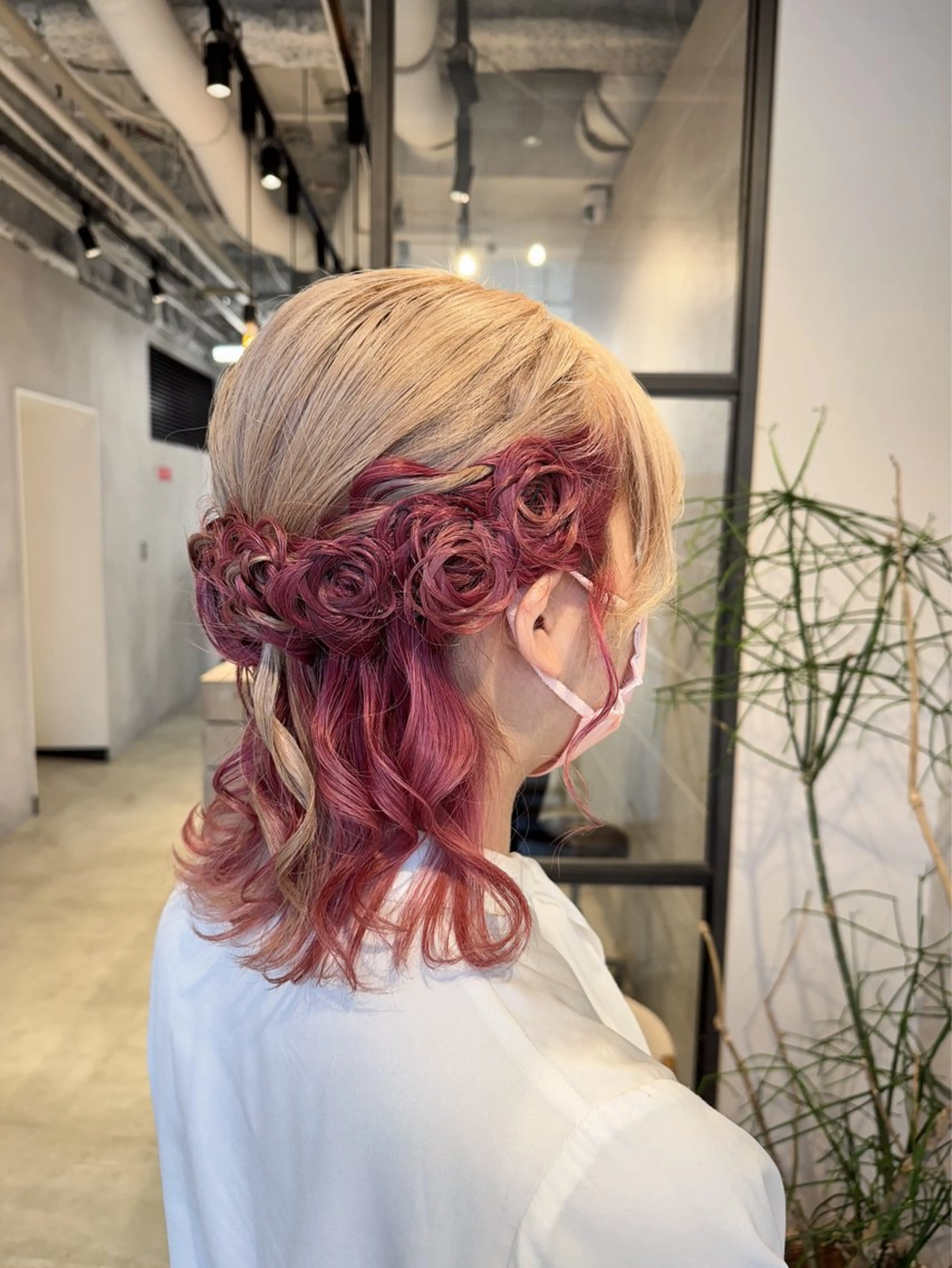 セミロング カラー ヘアアレンジ 卒業式のヘアスタイル ヘアセット 透明感カラー✨艶髪 制作🌱山根あゆみのヘアスタイル