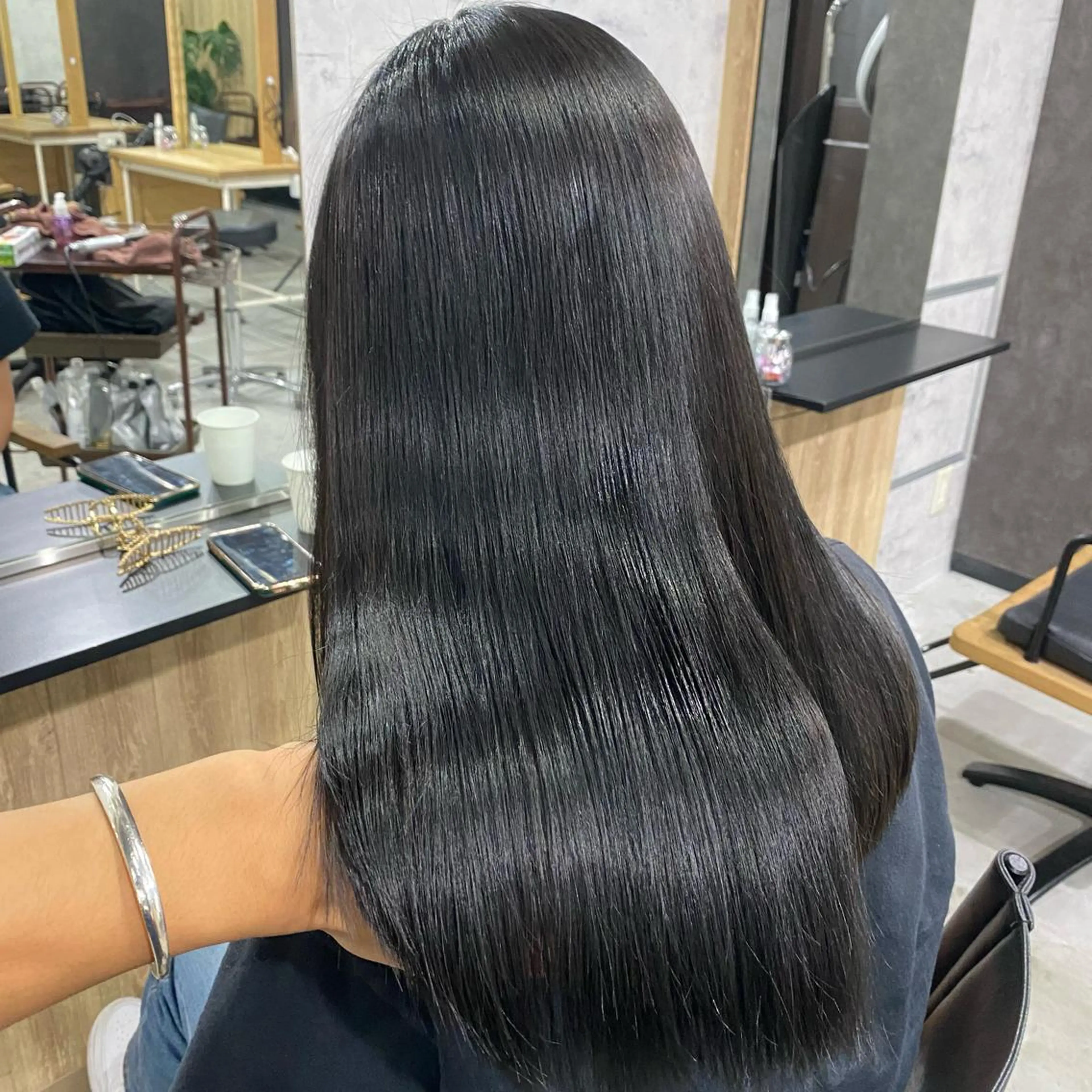 ロング カラー ヘアアレンジ ダークグレー トリートメント 【韓国くびれ】ヘア 💕田中将吾のヘアスタイル