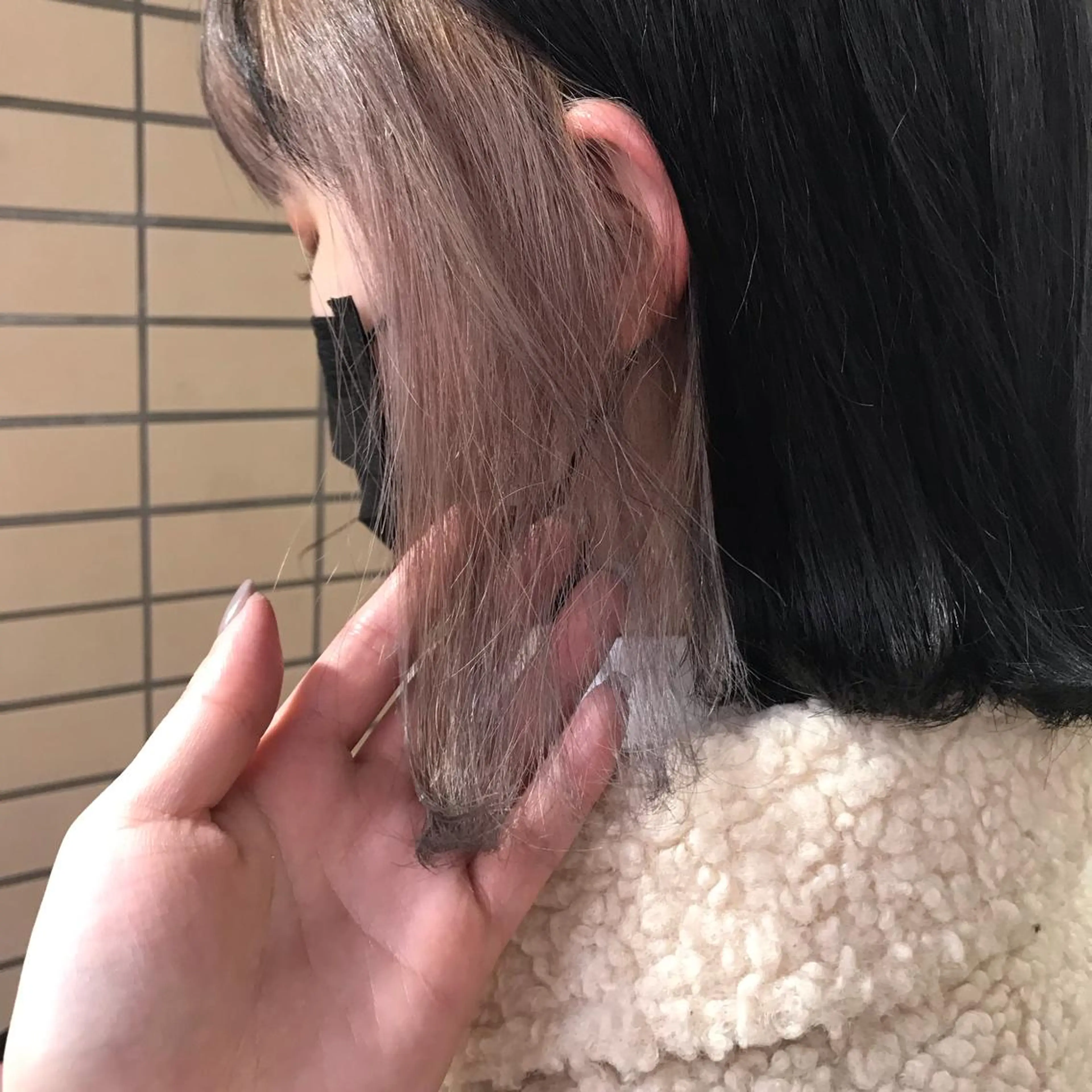 ミディアム カラー ベージュカラー ブリーチ 透明感カラー ヘアカラー トリートメント 暖色カラー🌹 中山由梨のヘアスタイル