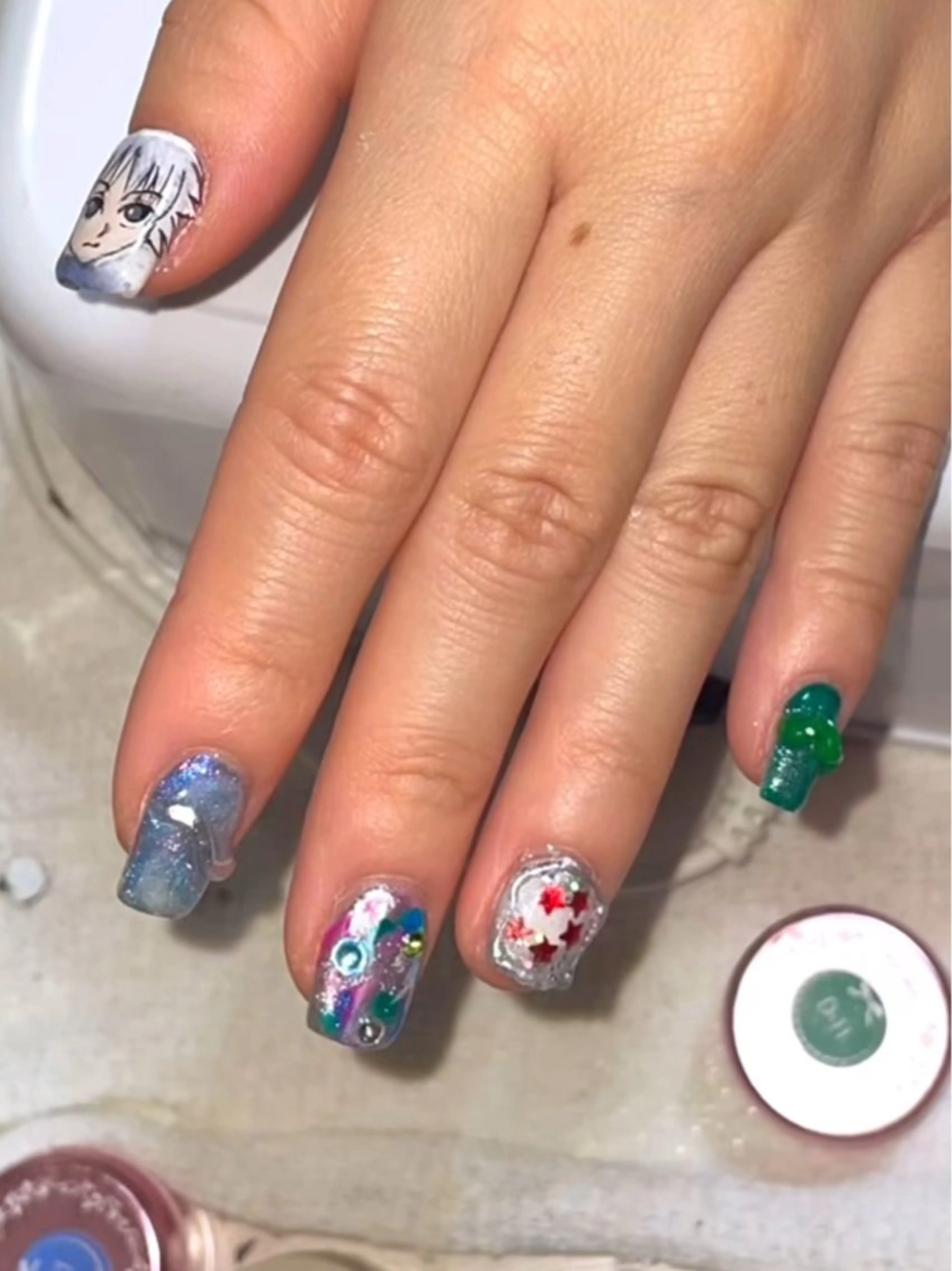 ネイル ニュアンスネイル MEGUMI 🌙WOLTOKYOのネイルデザイン