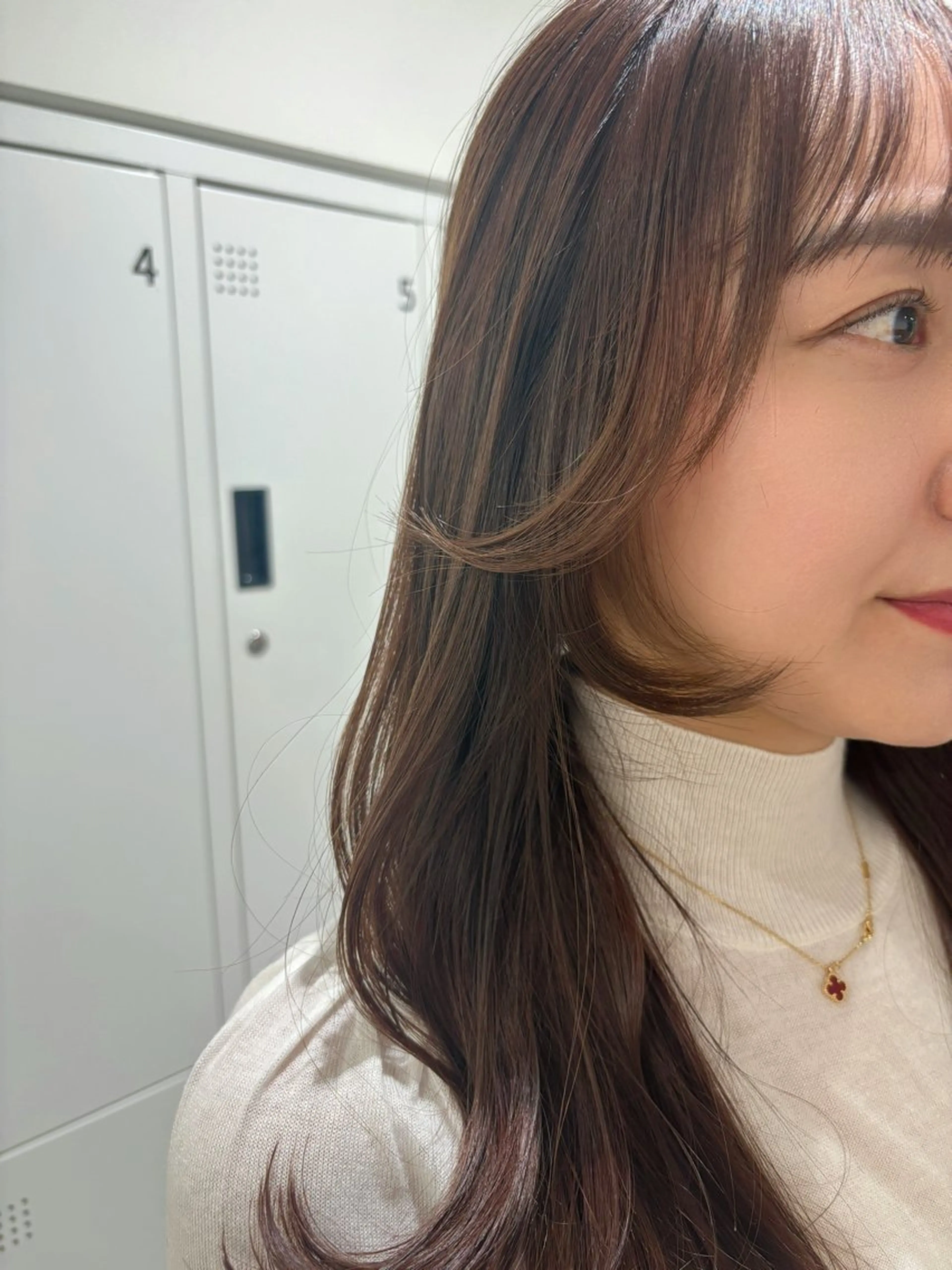 セミロング 顔周りカット 小顔カット カット ヘアカラー トリートメント ✨似合わせスタイル✨ 天王寺．阿倍野🌈のヘアスタイル