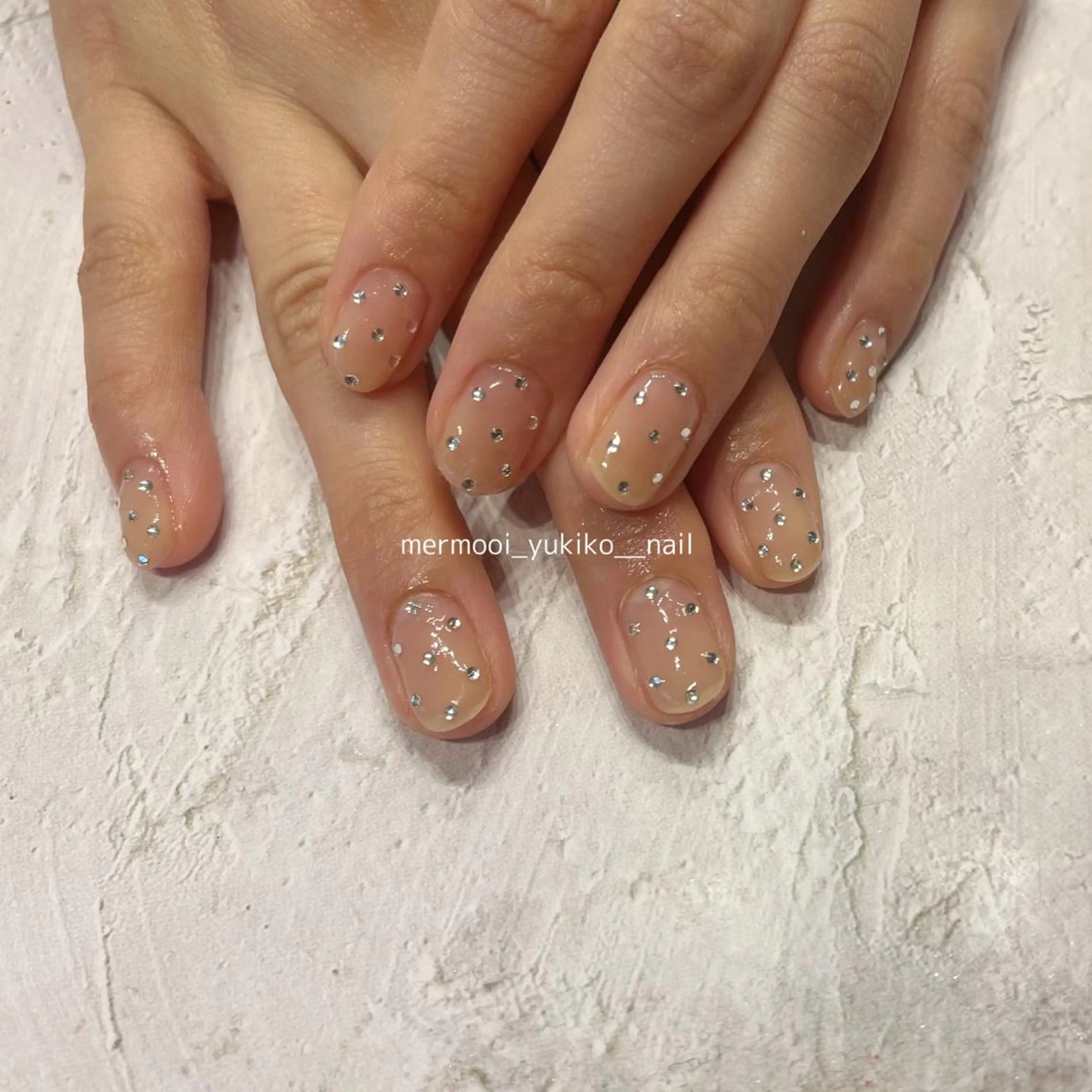 ネイル アートネイル クリアネイル ドット キラキラネイル ニュアンスネイル ハンドネイル mermooi nailのネイルデザイン