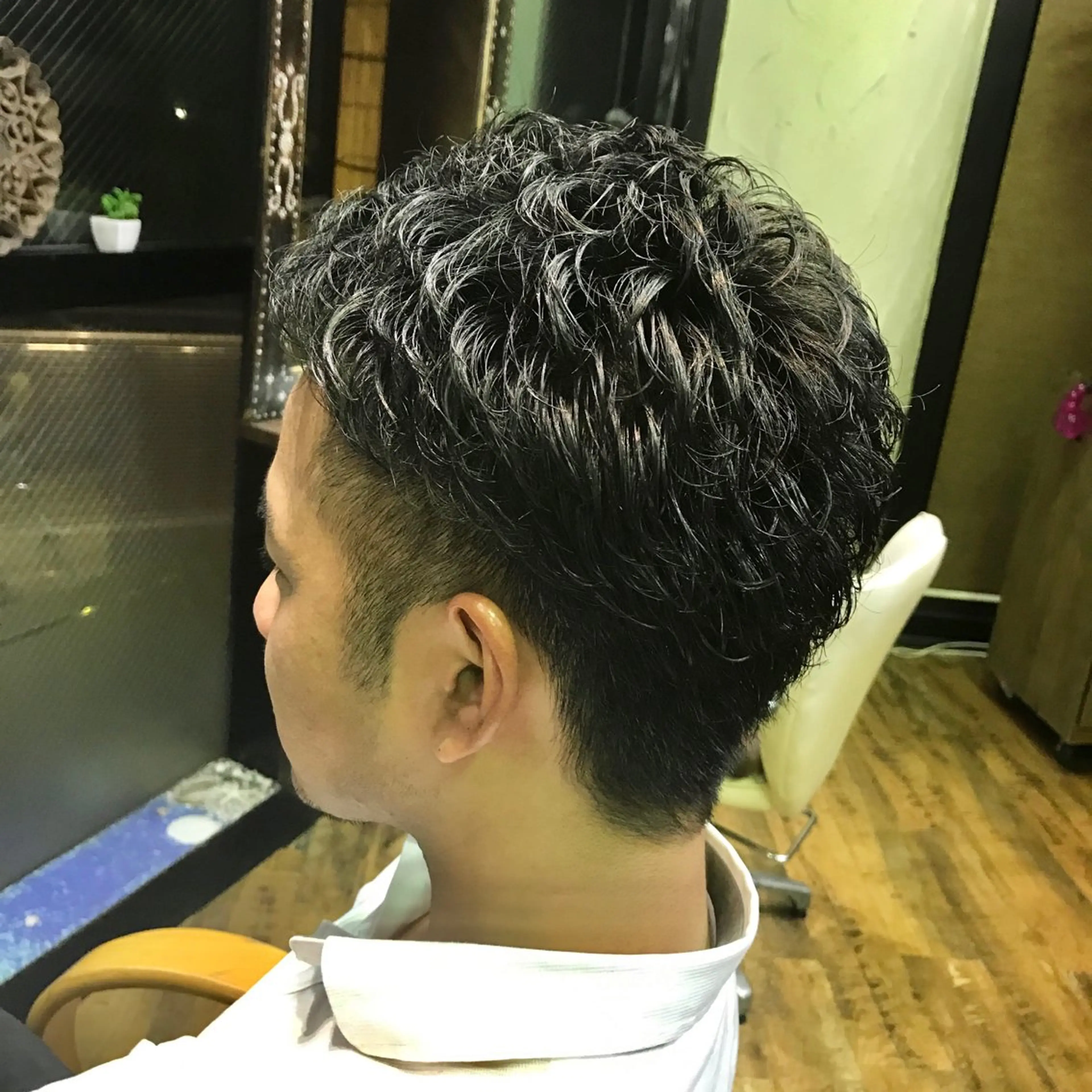 メンズ 🌱透明感カラー☘️ TOYO🌱のヘアスタイル