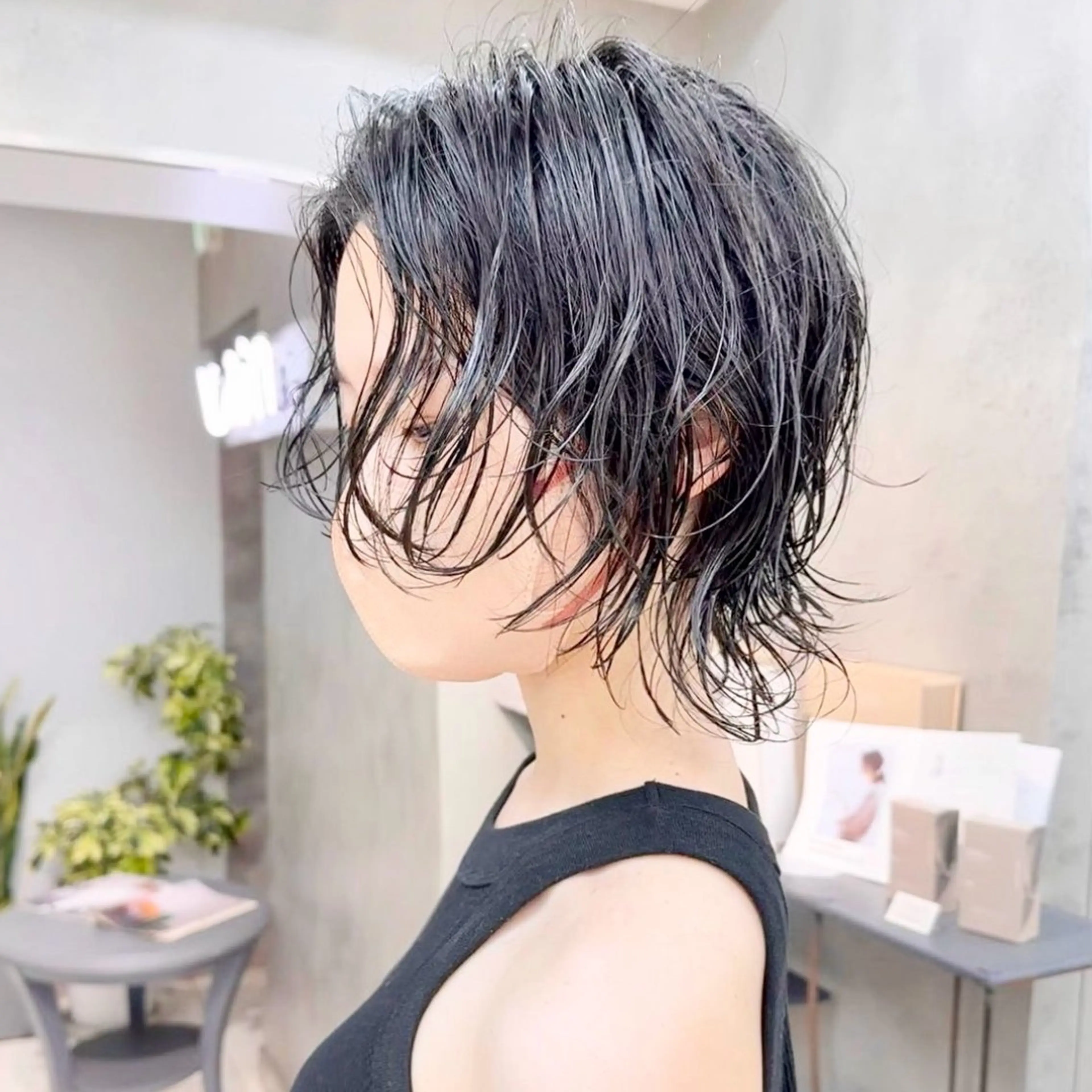 ショート パーマ カット パーマ 透け感カラー 🌱いわさきのヘアスタイル