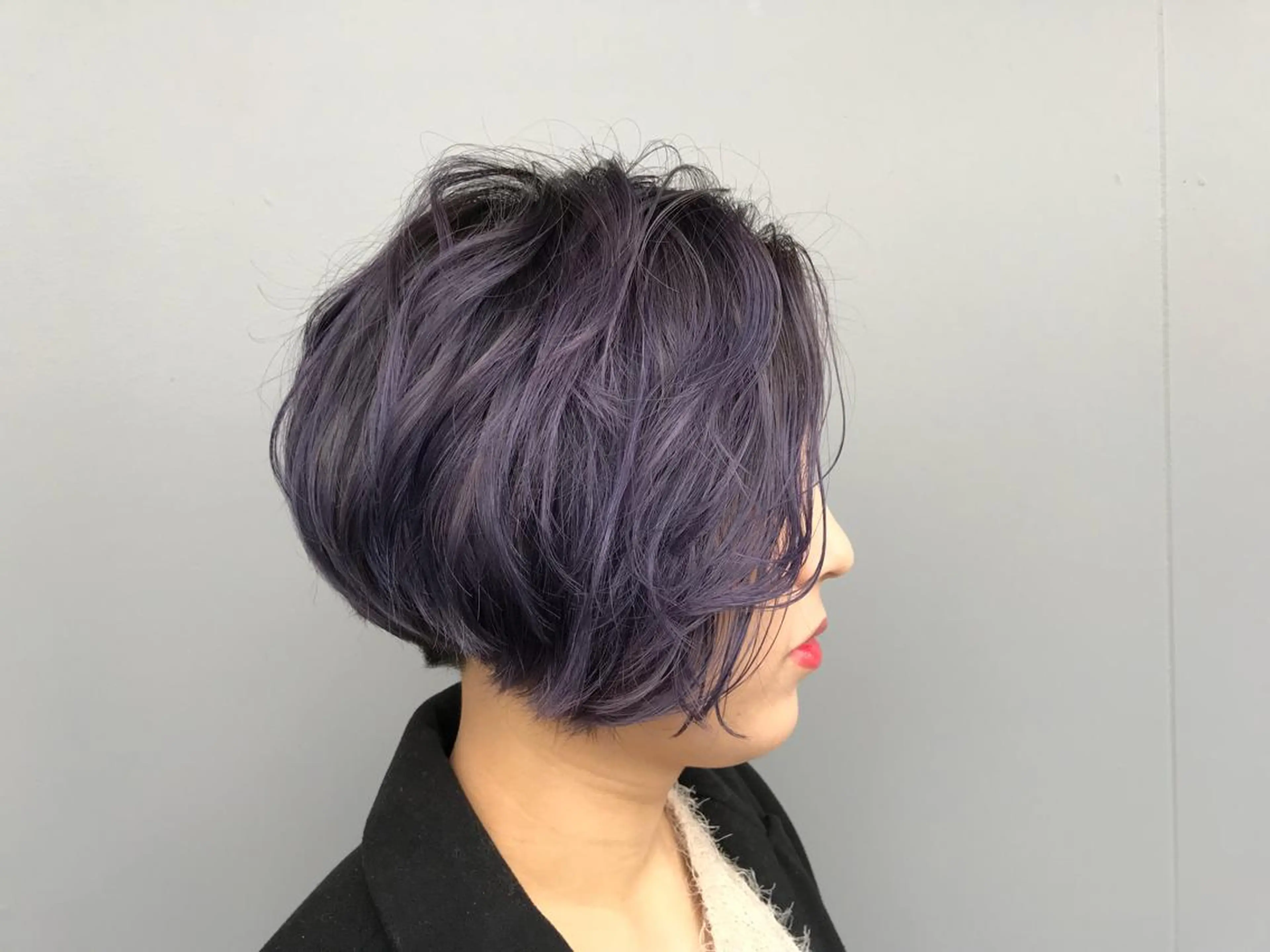 ミディアム カラー ブリーチ シェールピエール所属・Laf かおりのマツエク・マツパデザイン