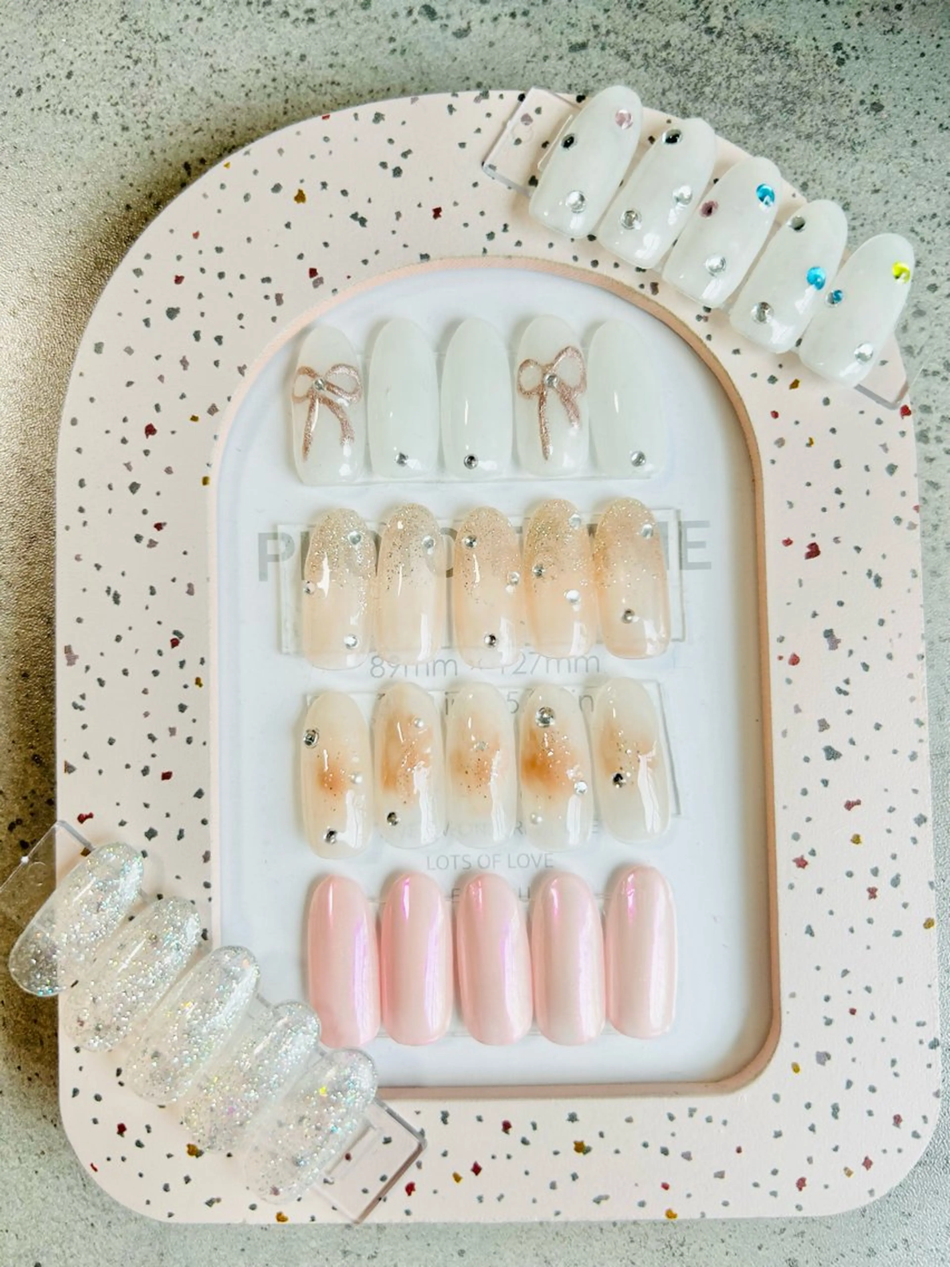 ネイル IRY nail 黒須莉奈のネイルデザイン