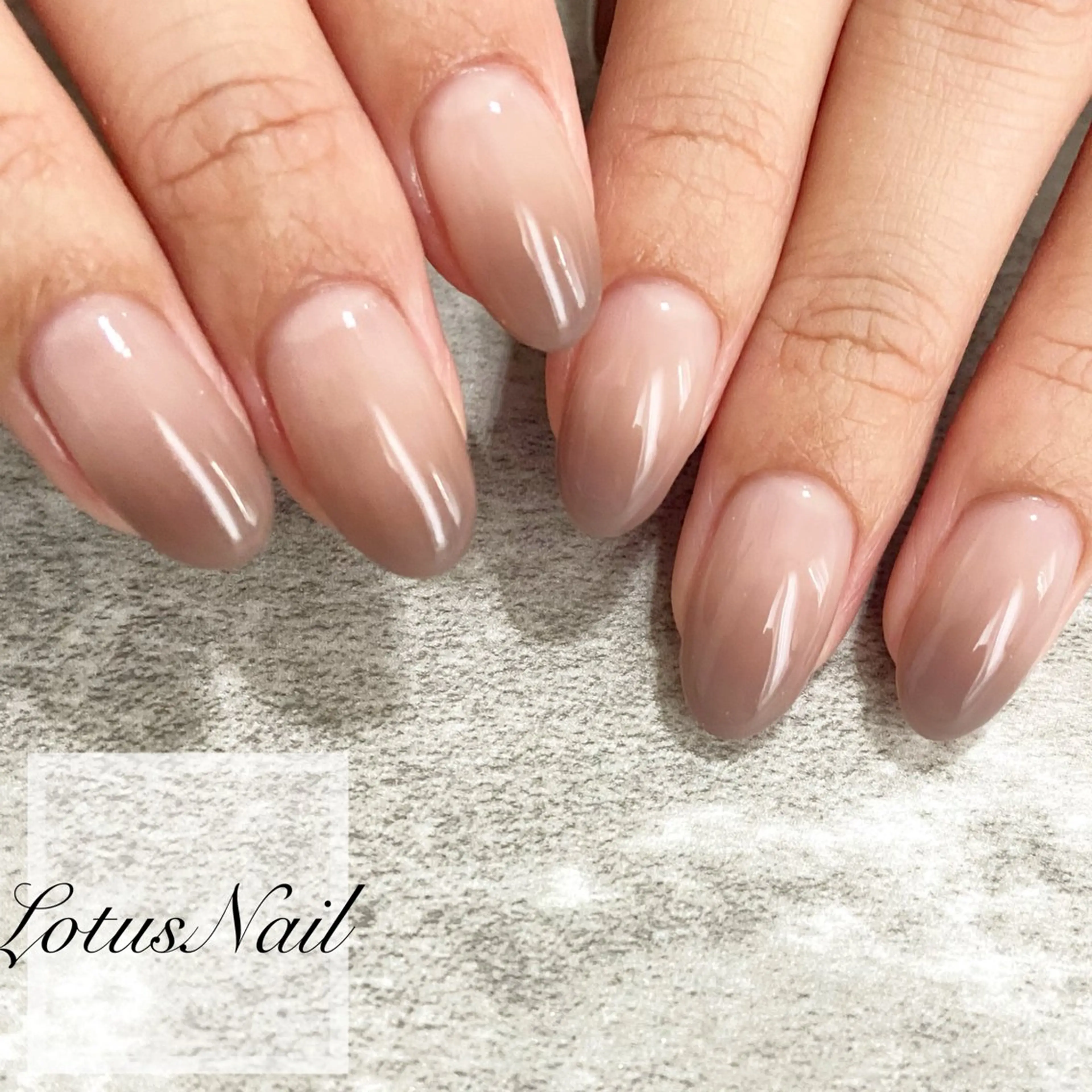 ネイル グラデーション ハンドネイル Lotus Nailのネイルデザイン